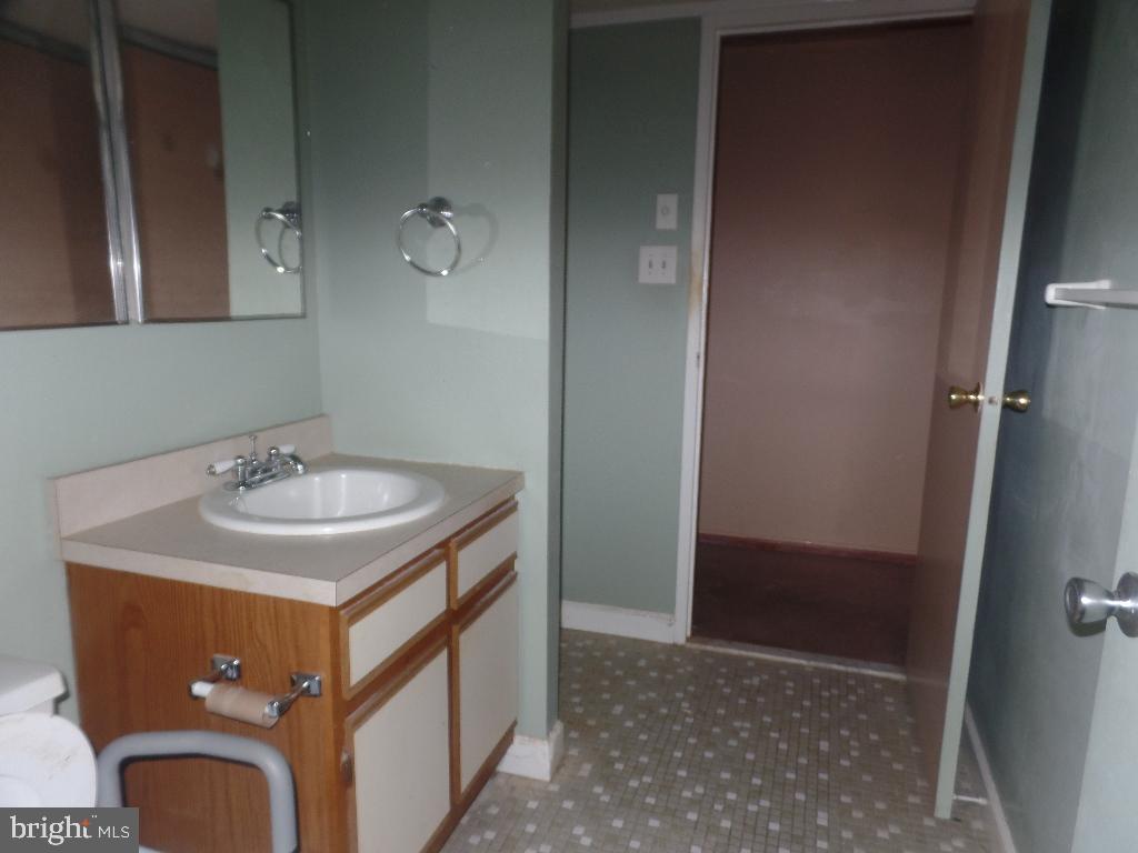 302 STONY WAY Unit: 302