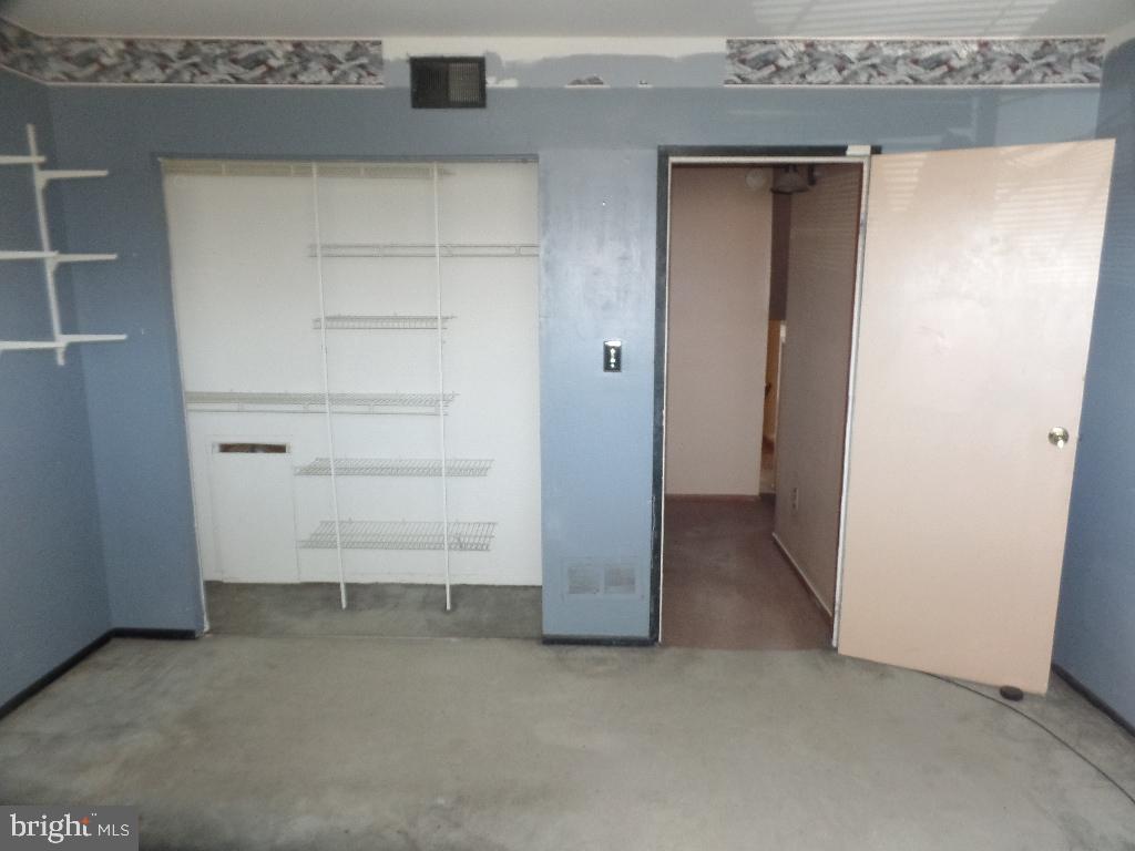 302 STONY WAY Unit: 302