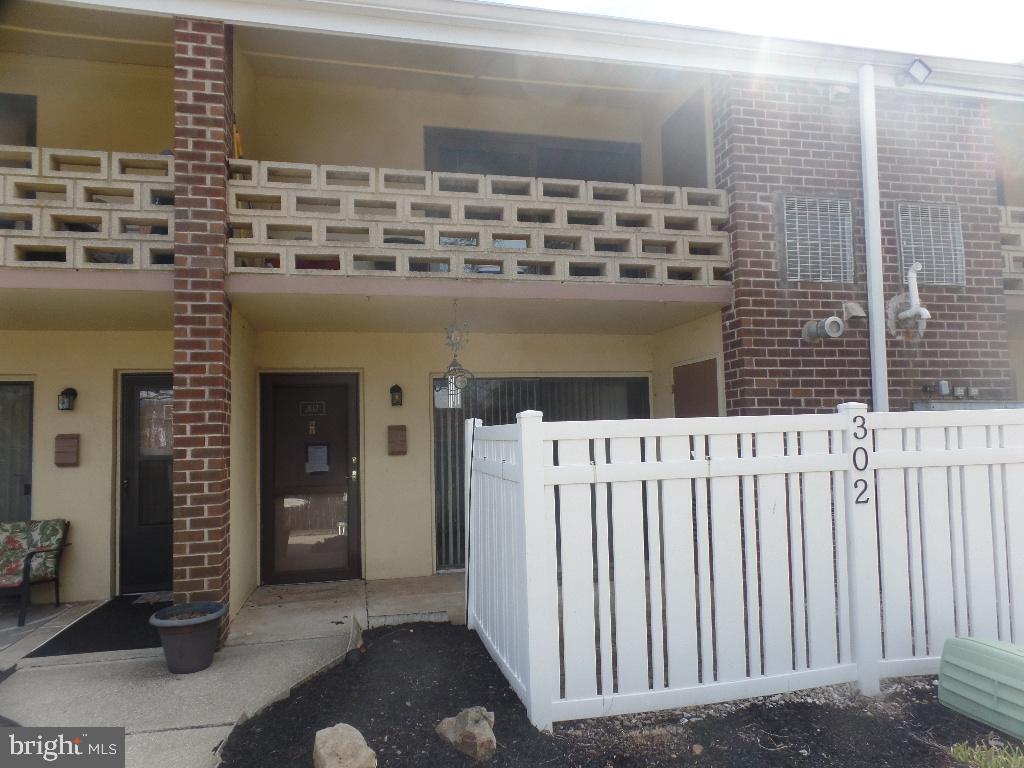 302 STONY WAY Unit: 302