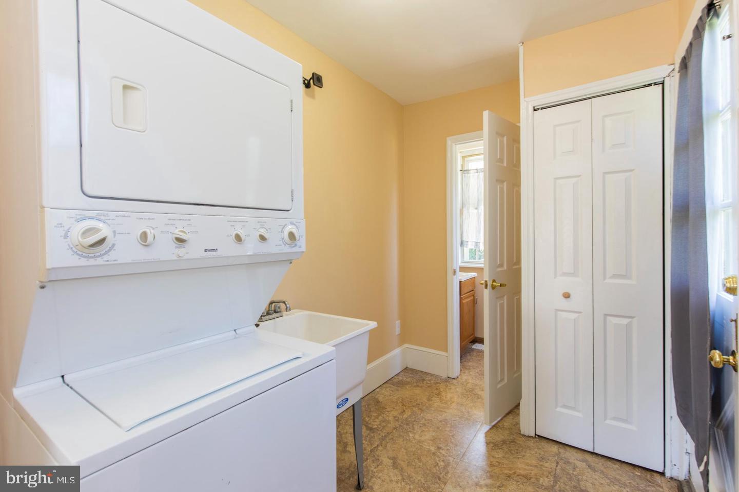 1018 WISSAHICKON AVENUE