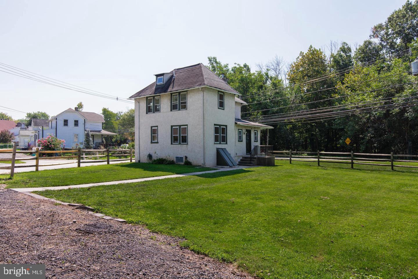 1018 WISSAHICKON AVENUE