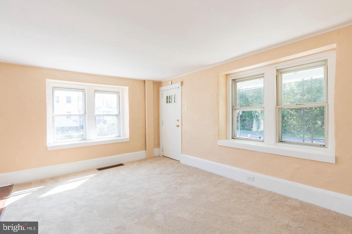 1018 WISSAHICKON AVENUE