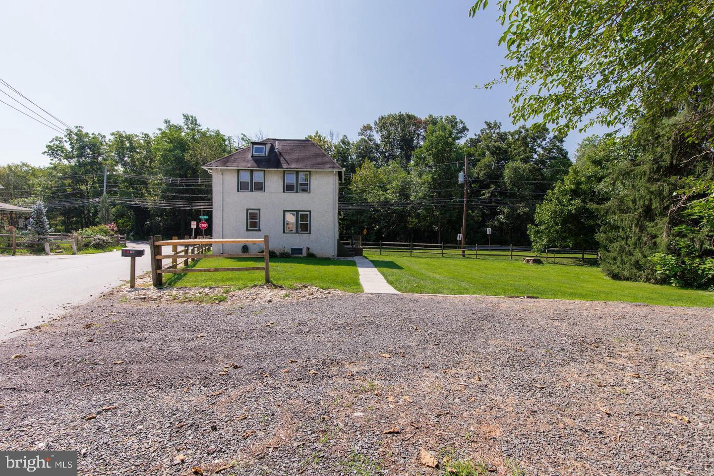 1018 WISSAHICKON AVENUE