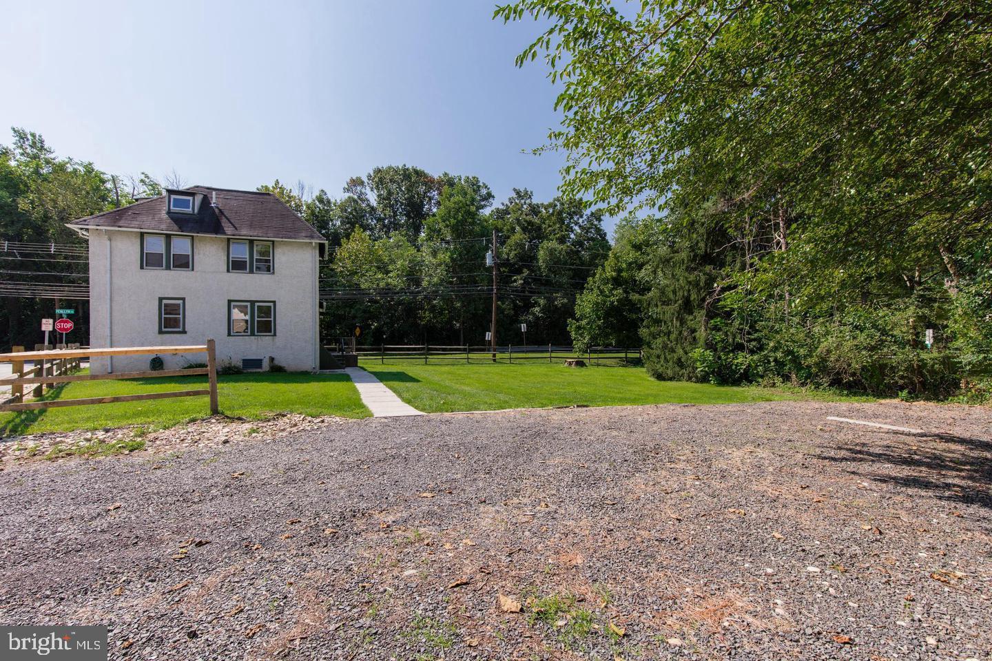 1018 WISSAHICKON AVENUE