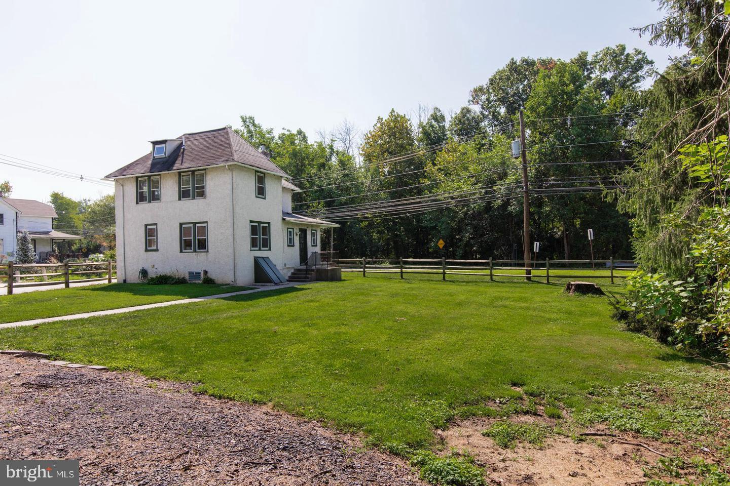 1018 WISSAHICKON AVENUE