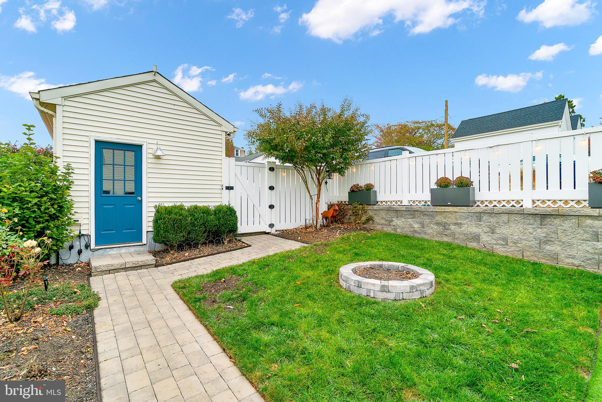 134 W 1st AVENUE