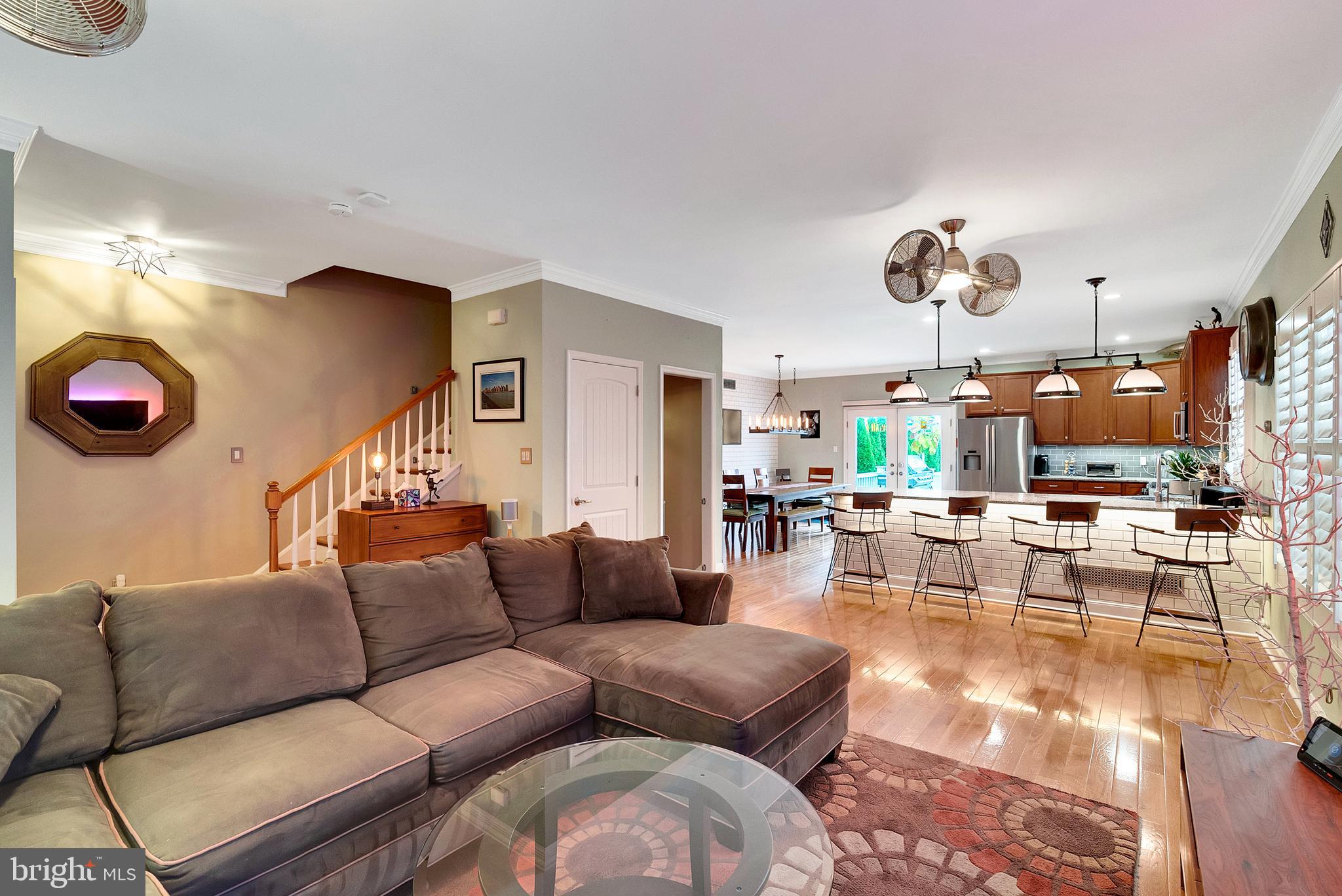134 W 1st AVENUE