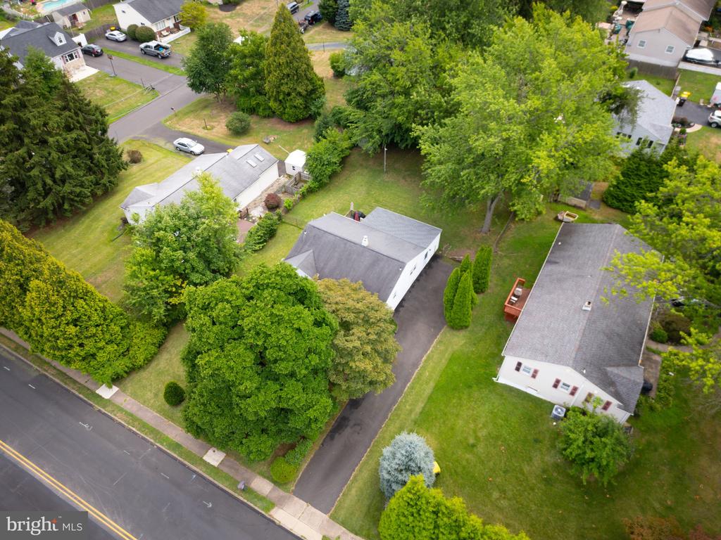 407 W Moreland Ave