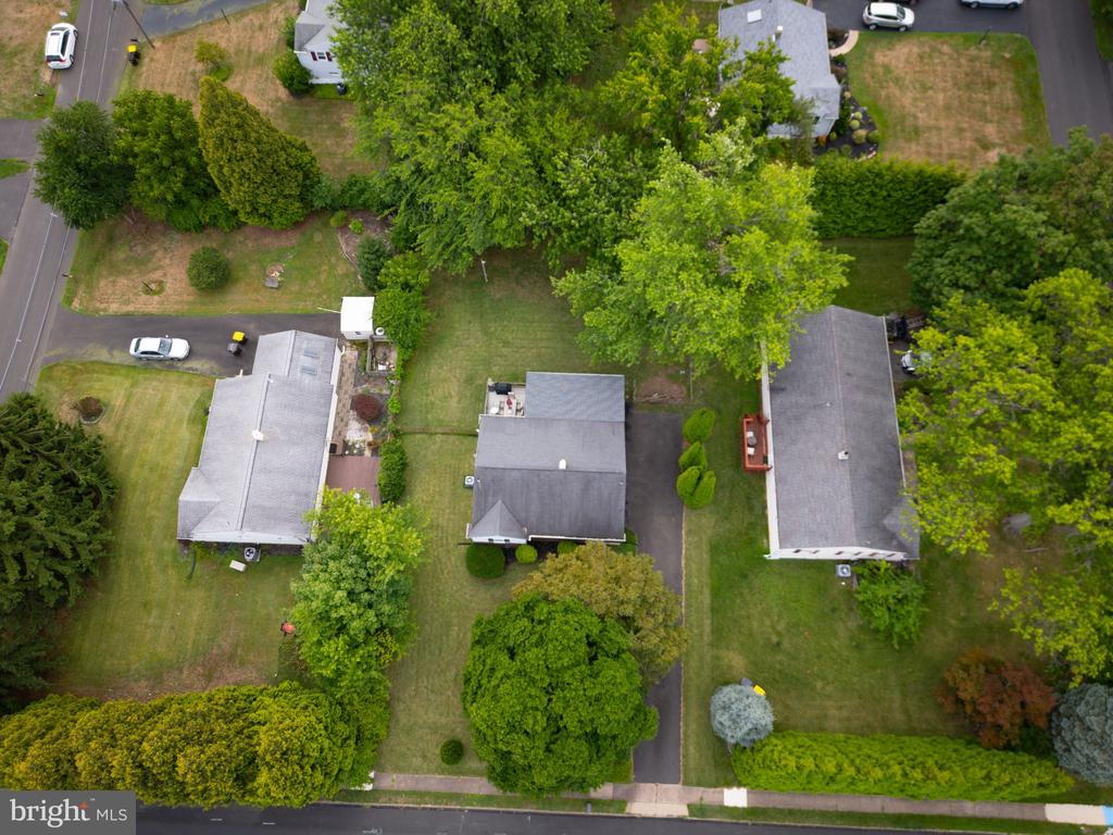 407 W Moreland Ave