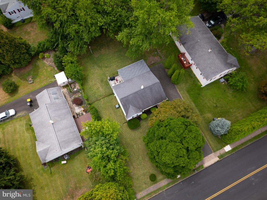 407 W Moreland Ave