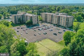 666 W GERMANTOWN PIKE 1607