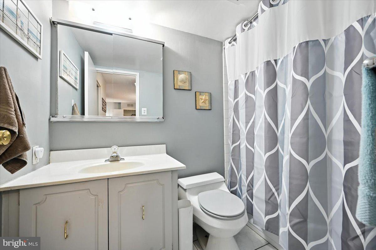 666 W GERMANTOWN PIKE 1607