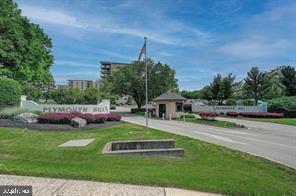 666 W GERMANTOWN PIKE 1607