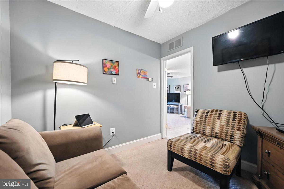 666 W GERMANTOWN PIKE 1607