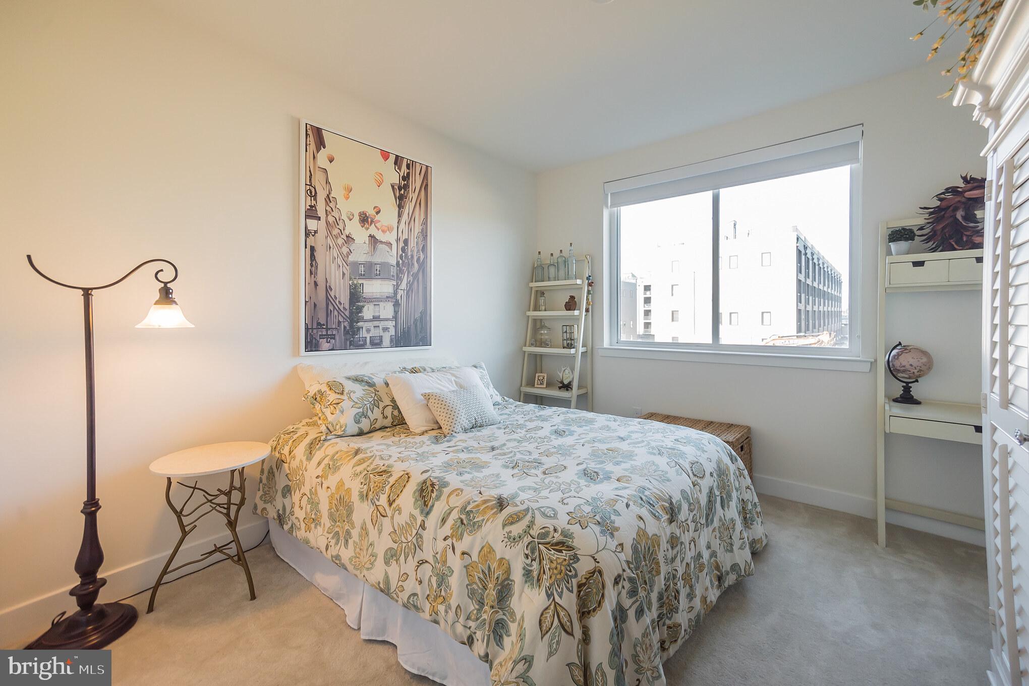 605 LAKEVIEW COURT 19 LOWER