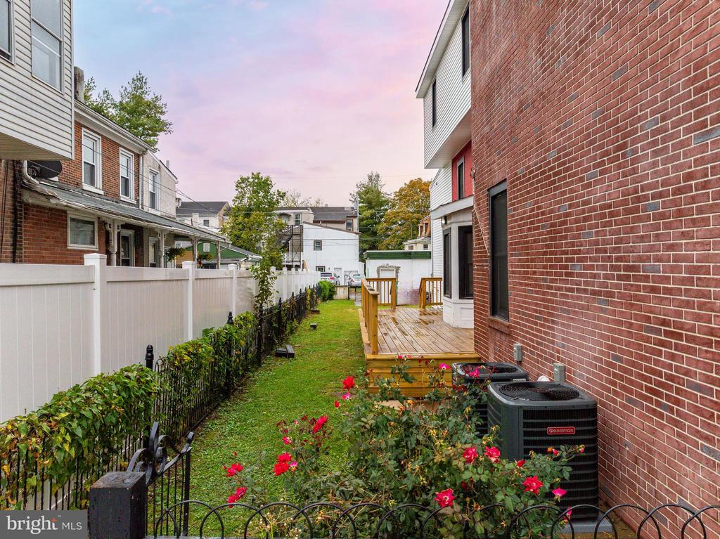 32 E ELM STREET