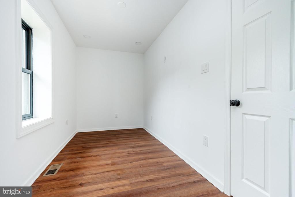 32 E ELM STREET