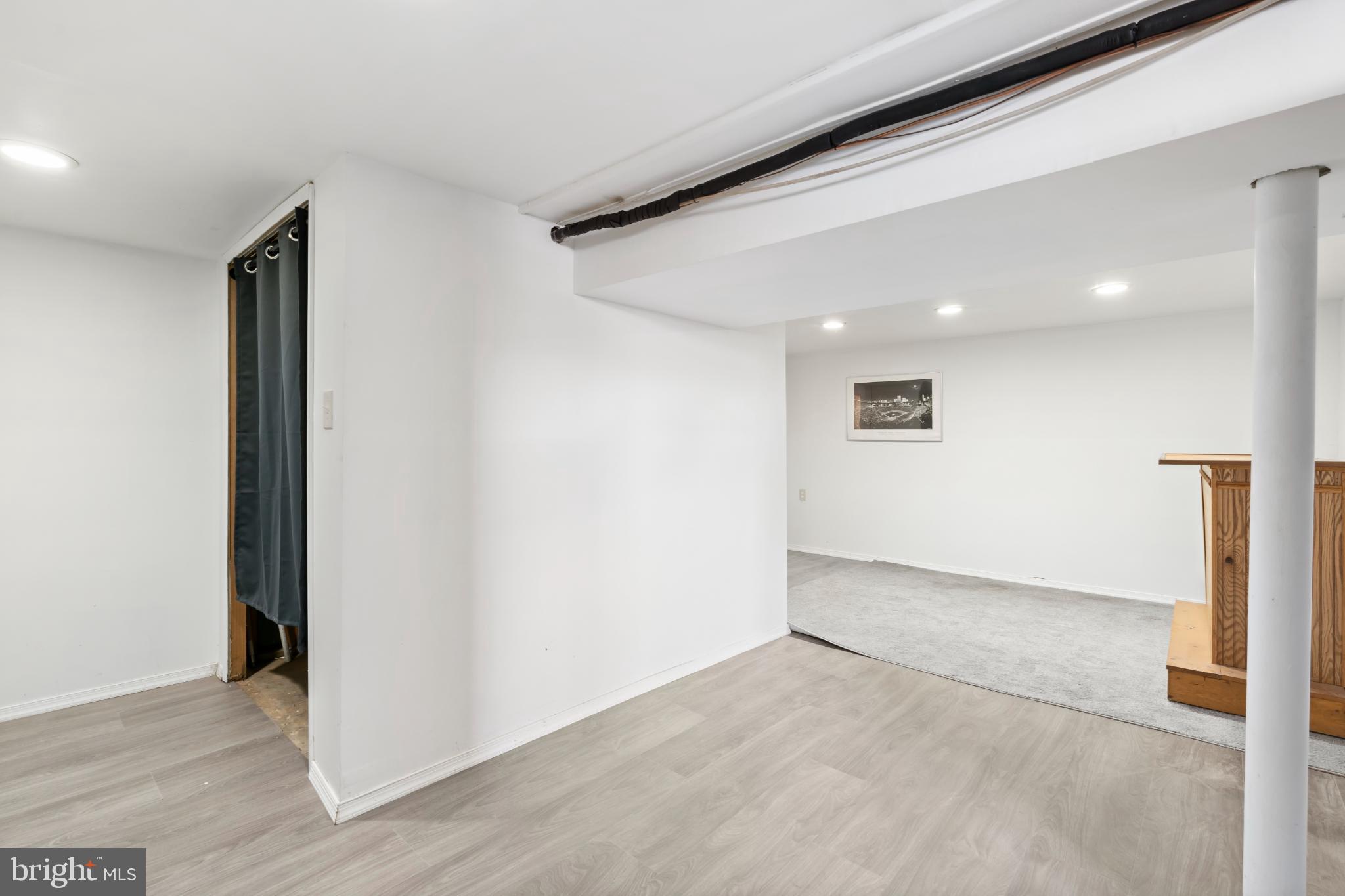 407 W MORELAND AVENUE