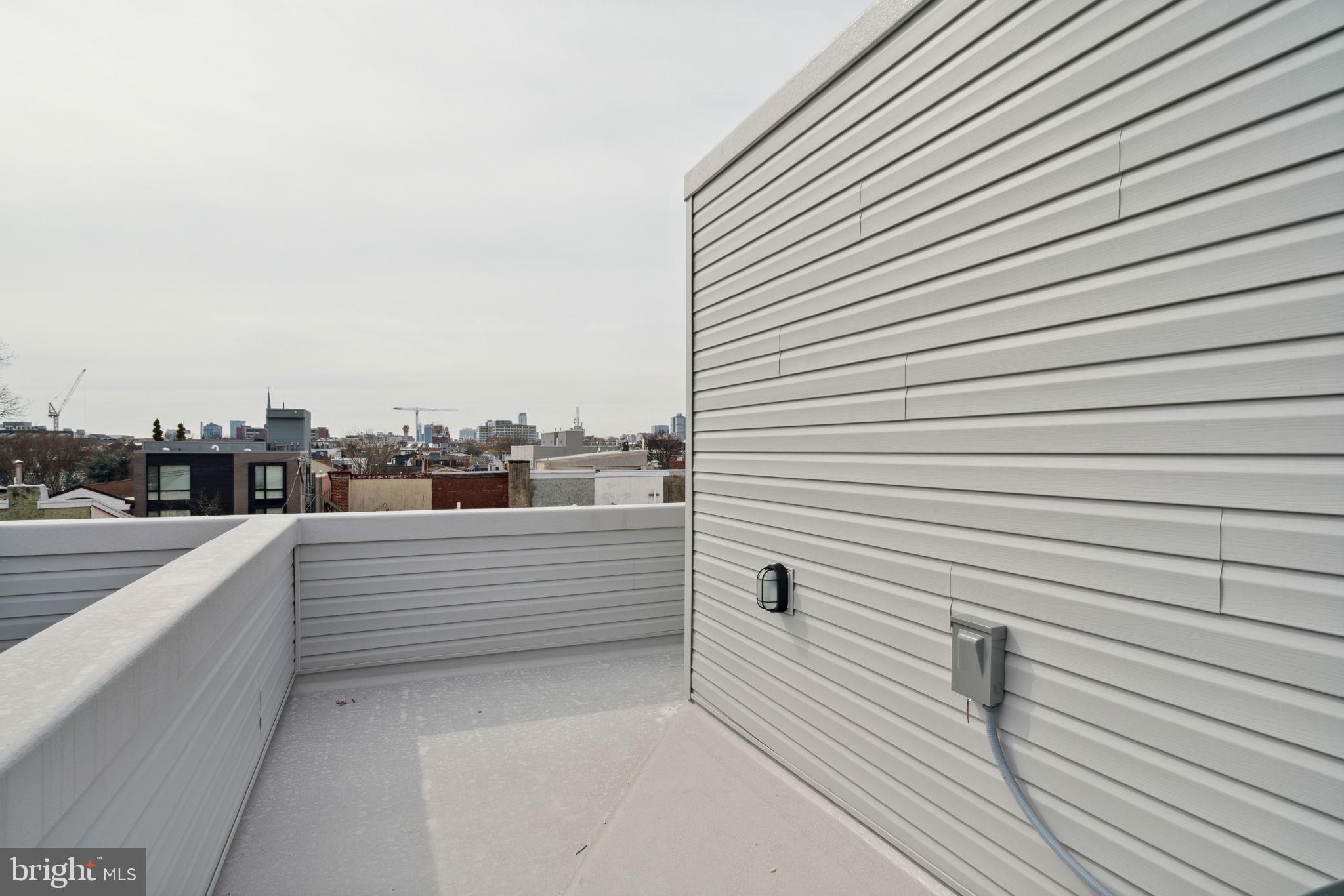 1014 N Leithgow STREET