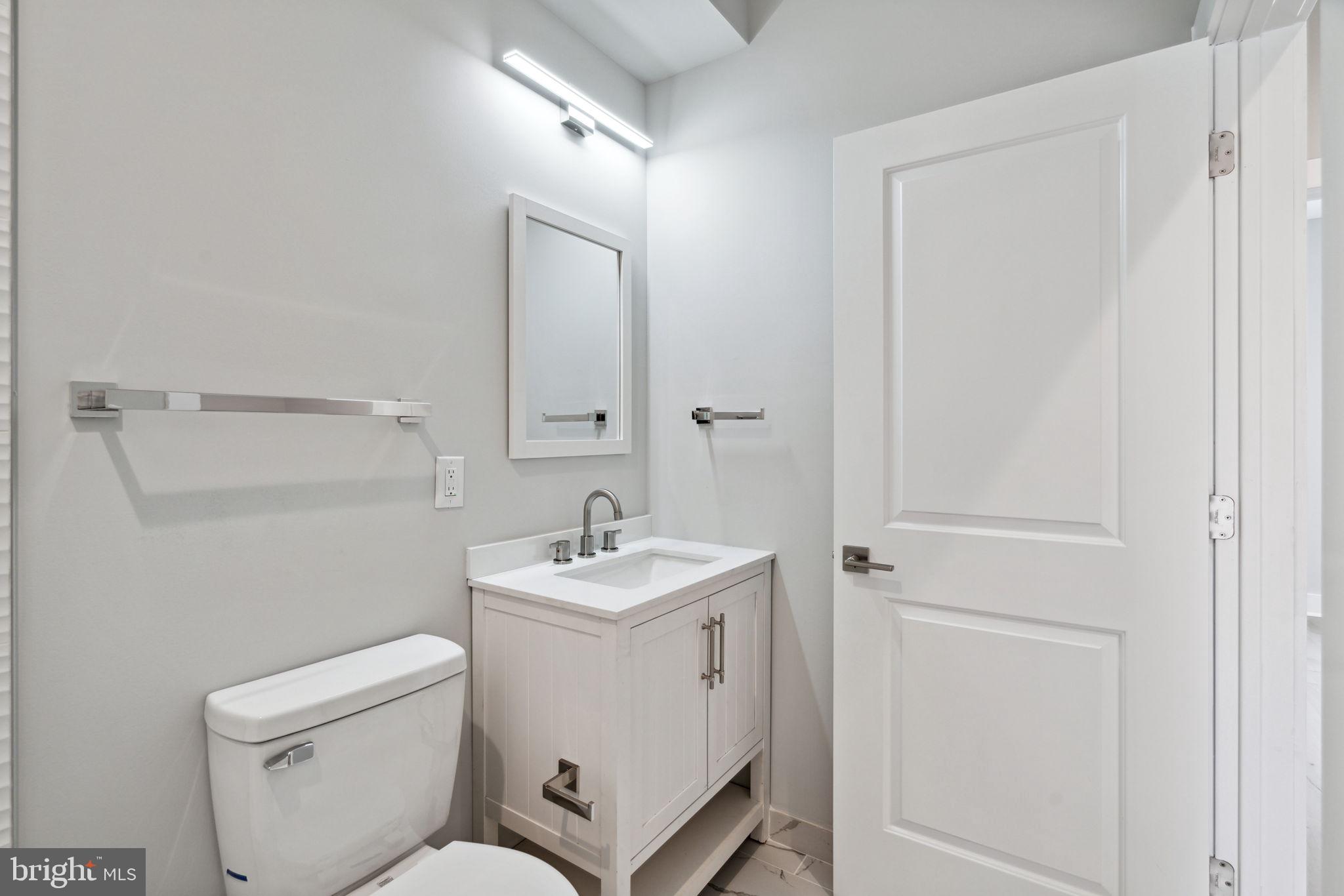 1014 N Leithgow STREET