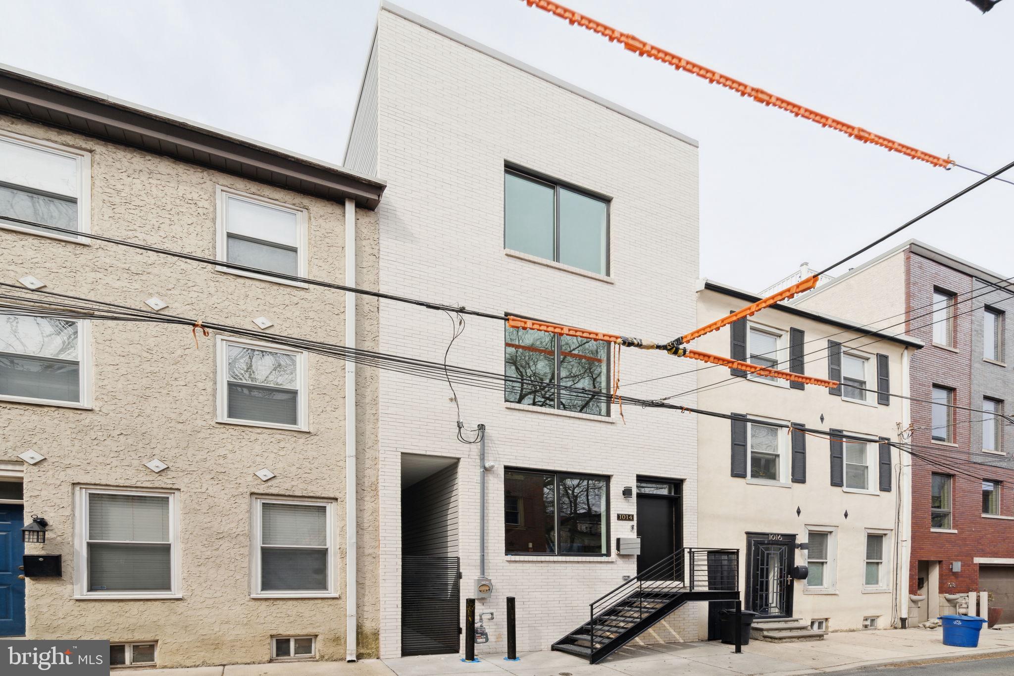 1014 N Leithgow STREET