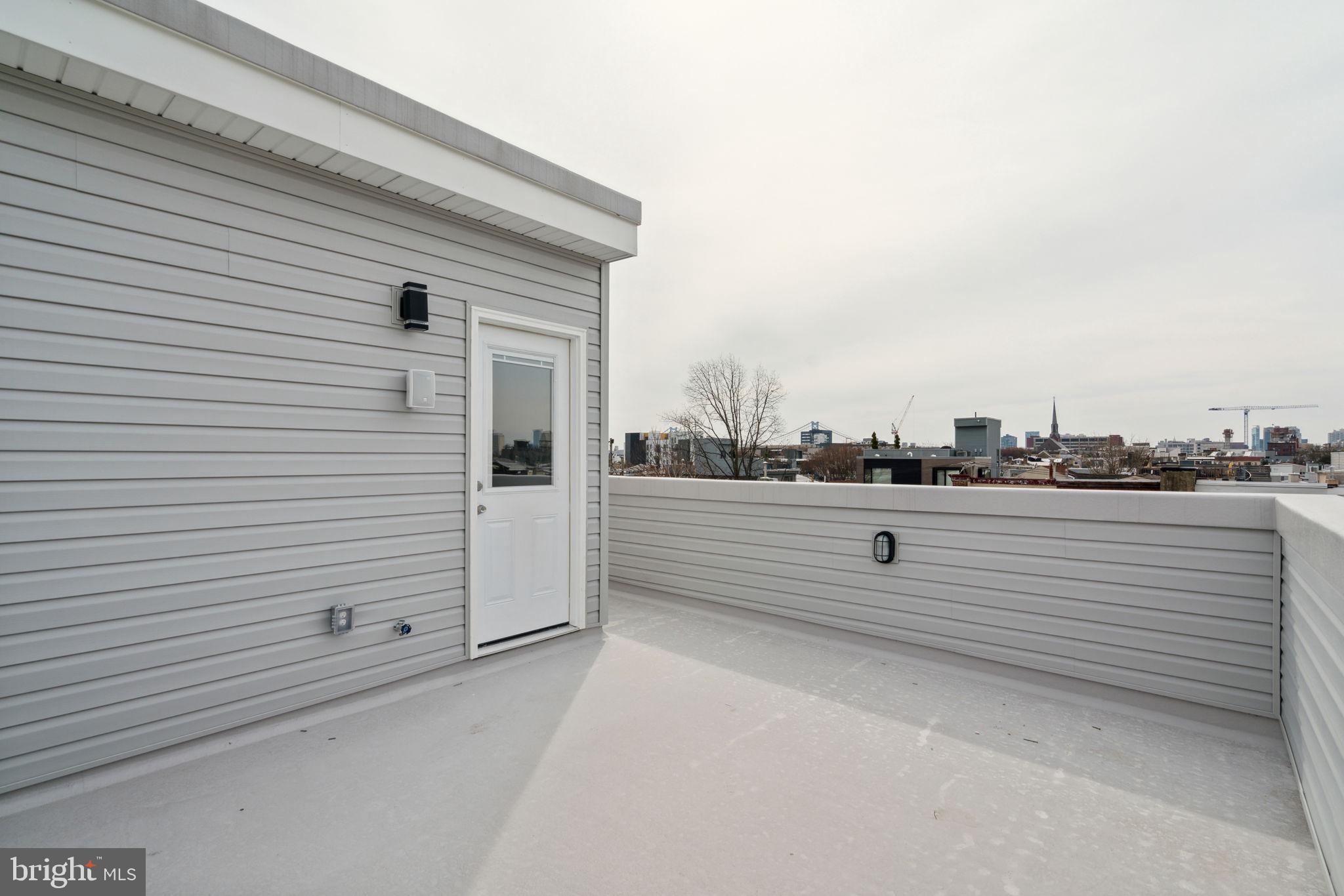 1014 N Leithgow STREET