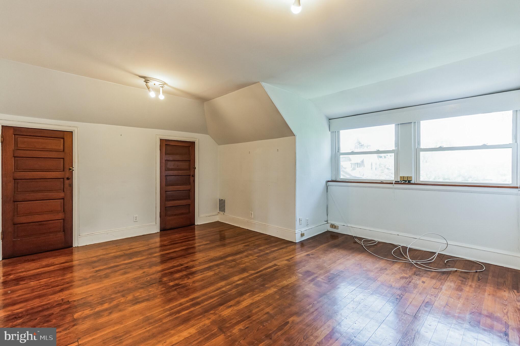 6341 WOODBINE AVENUE