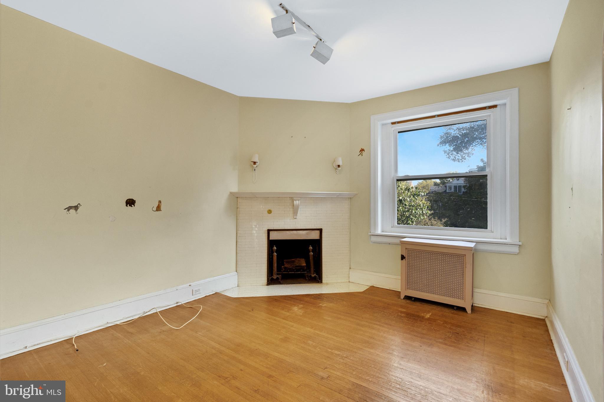 6341 WOODBINE AVENUE