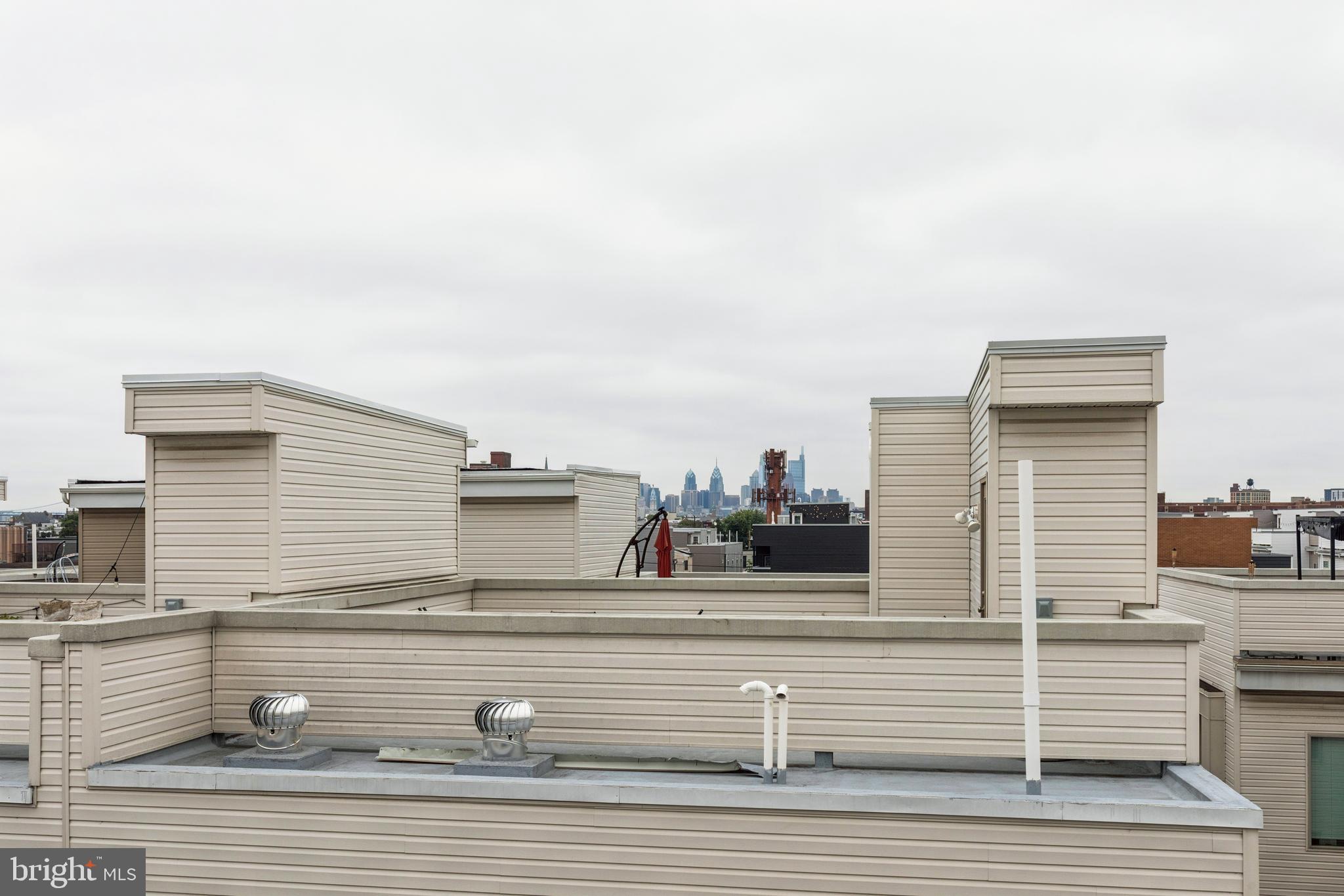 2113 KENSINGTON WALK