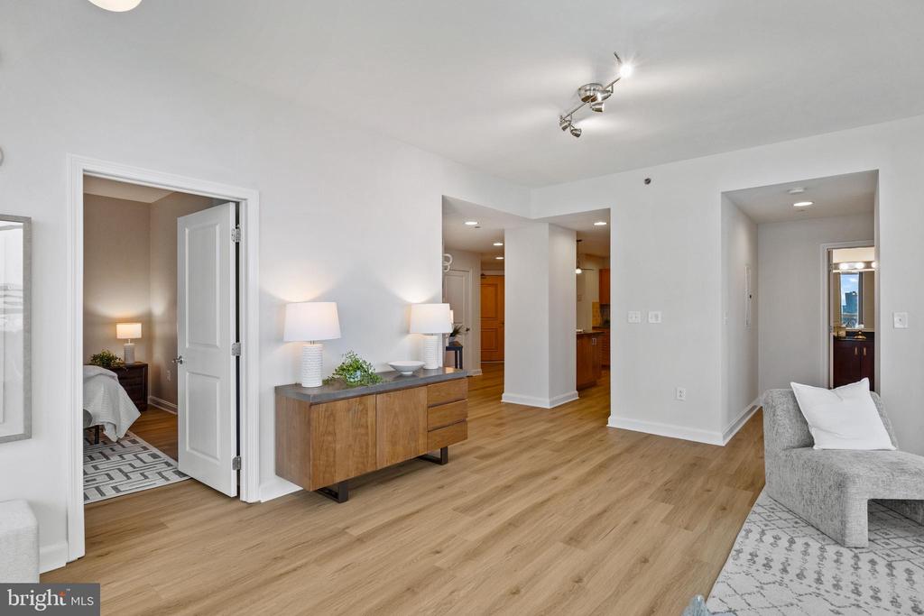 901 N PENN STREET R901