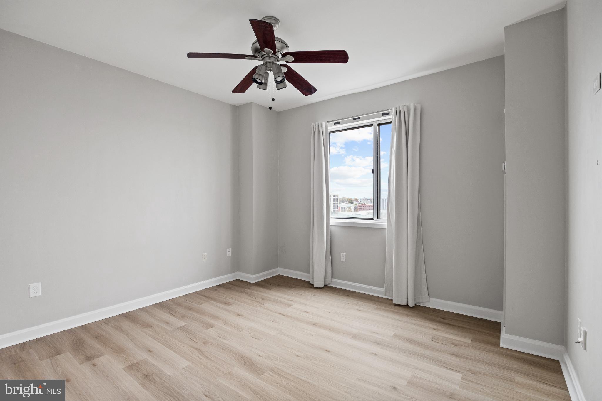 901 N PENN STREET R901