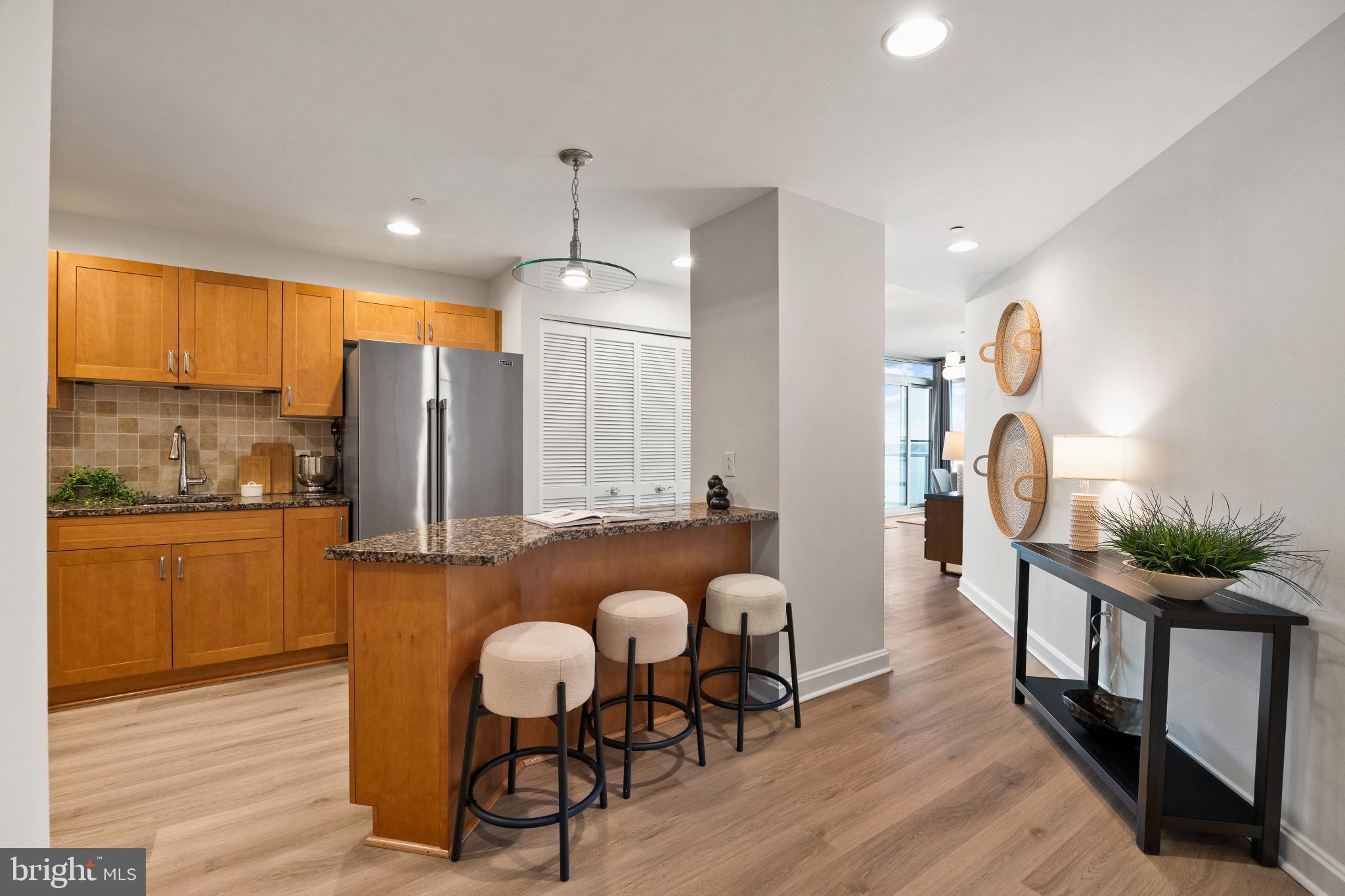 901 N PENN STREET R901