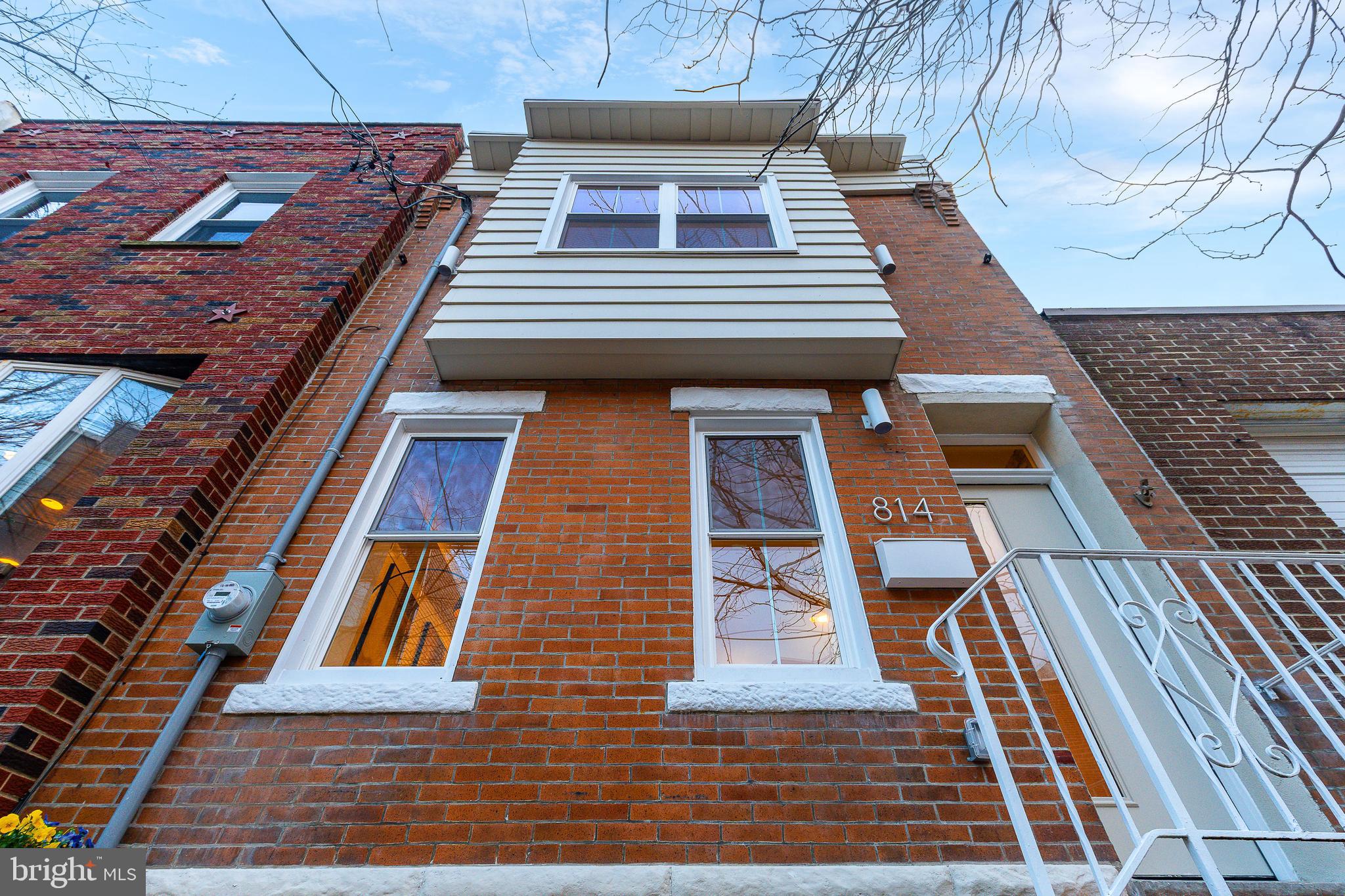 814 MOUNTAIN STREET