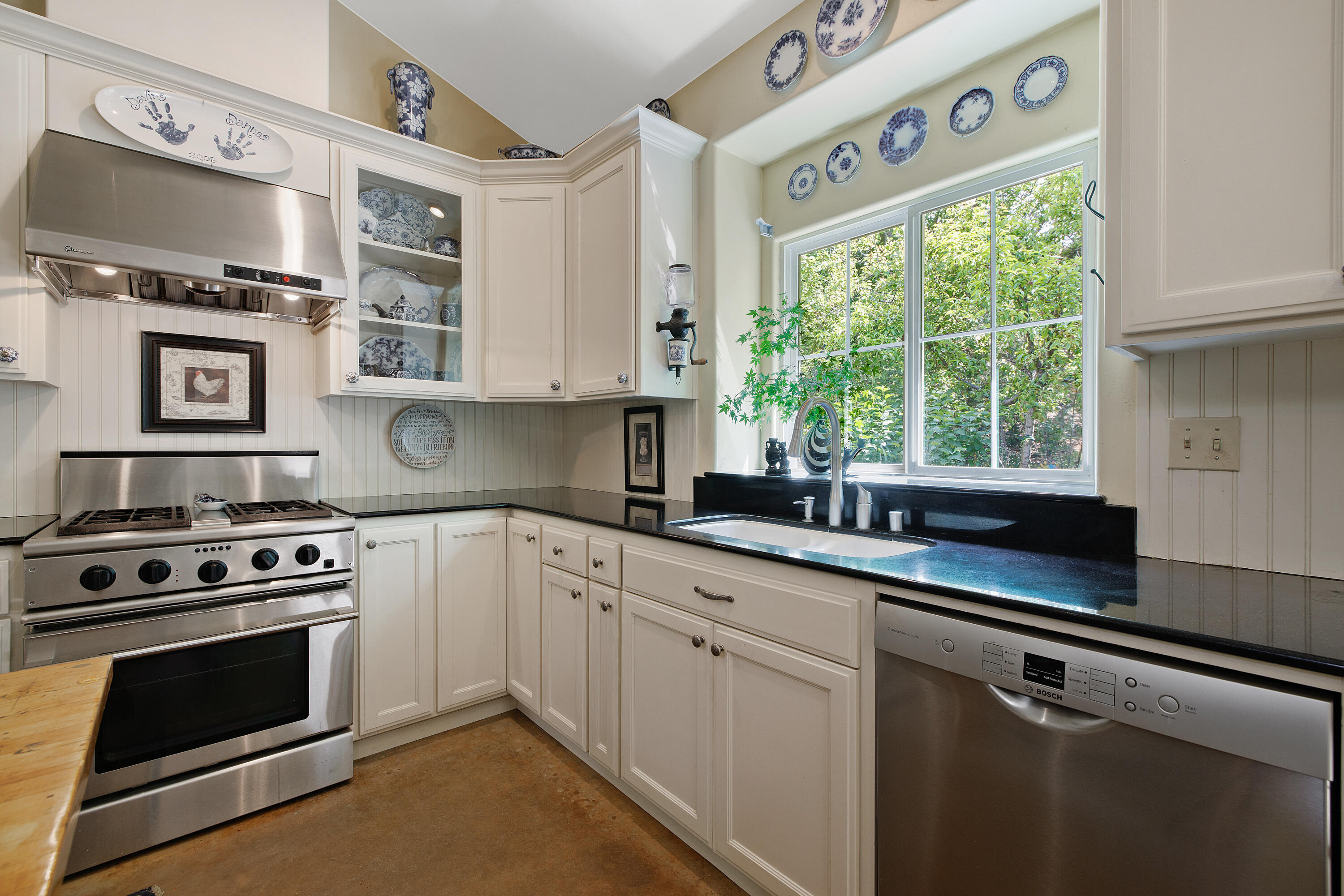 41926 Black Oak Drive