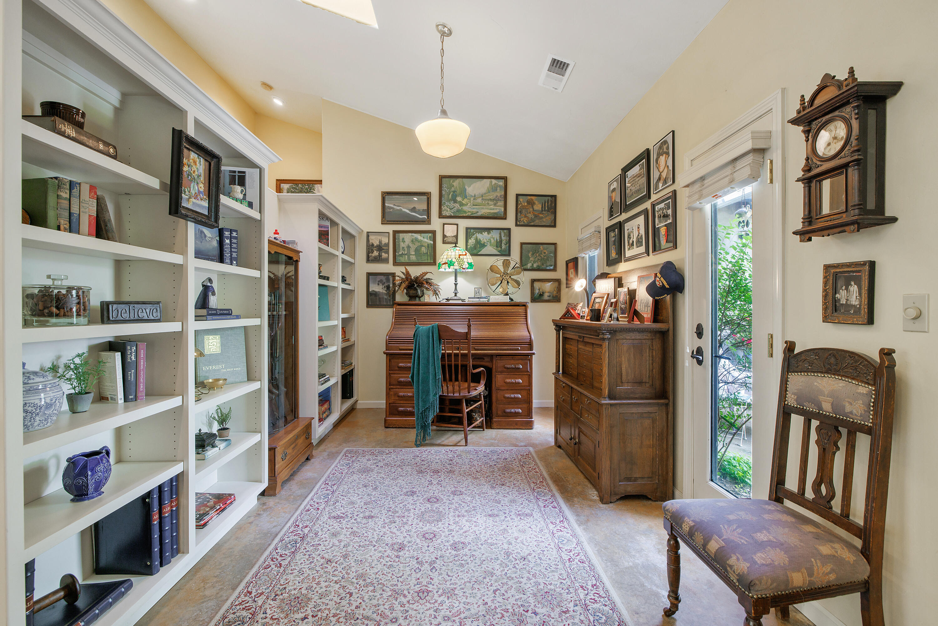 41926 Black Oak Drive