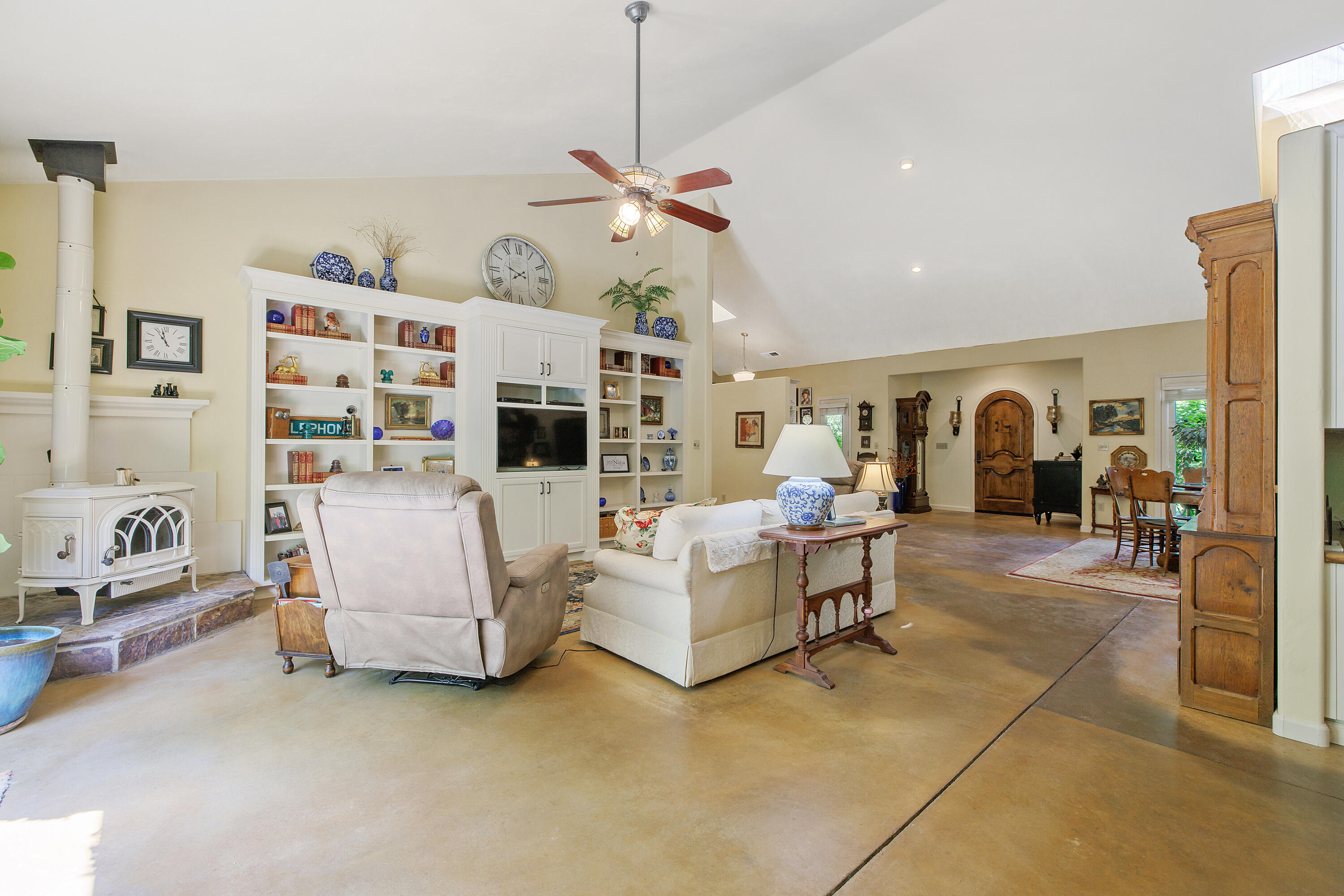 41926 Black Oak Drive