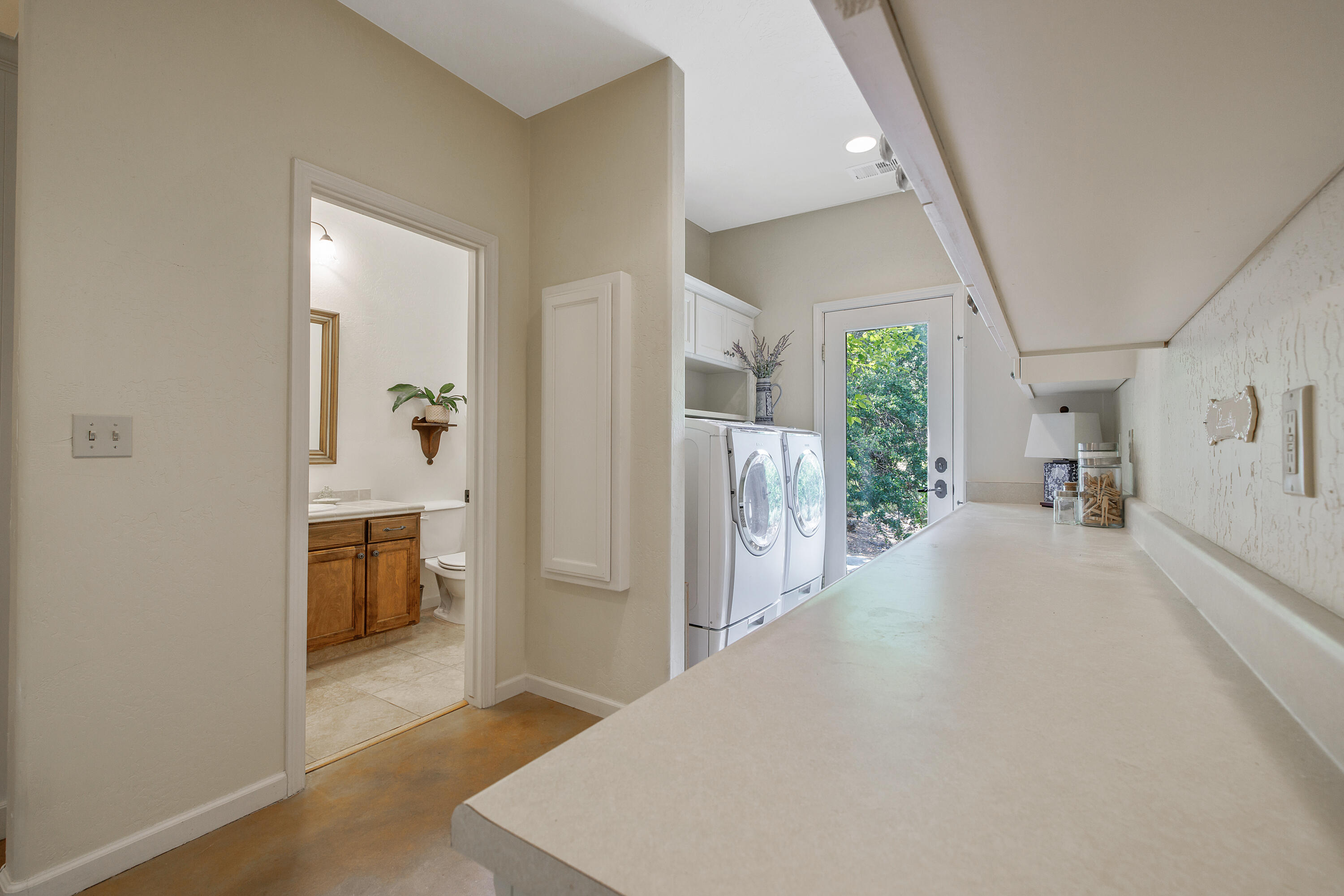 41926 Black Oak Drive