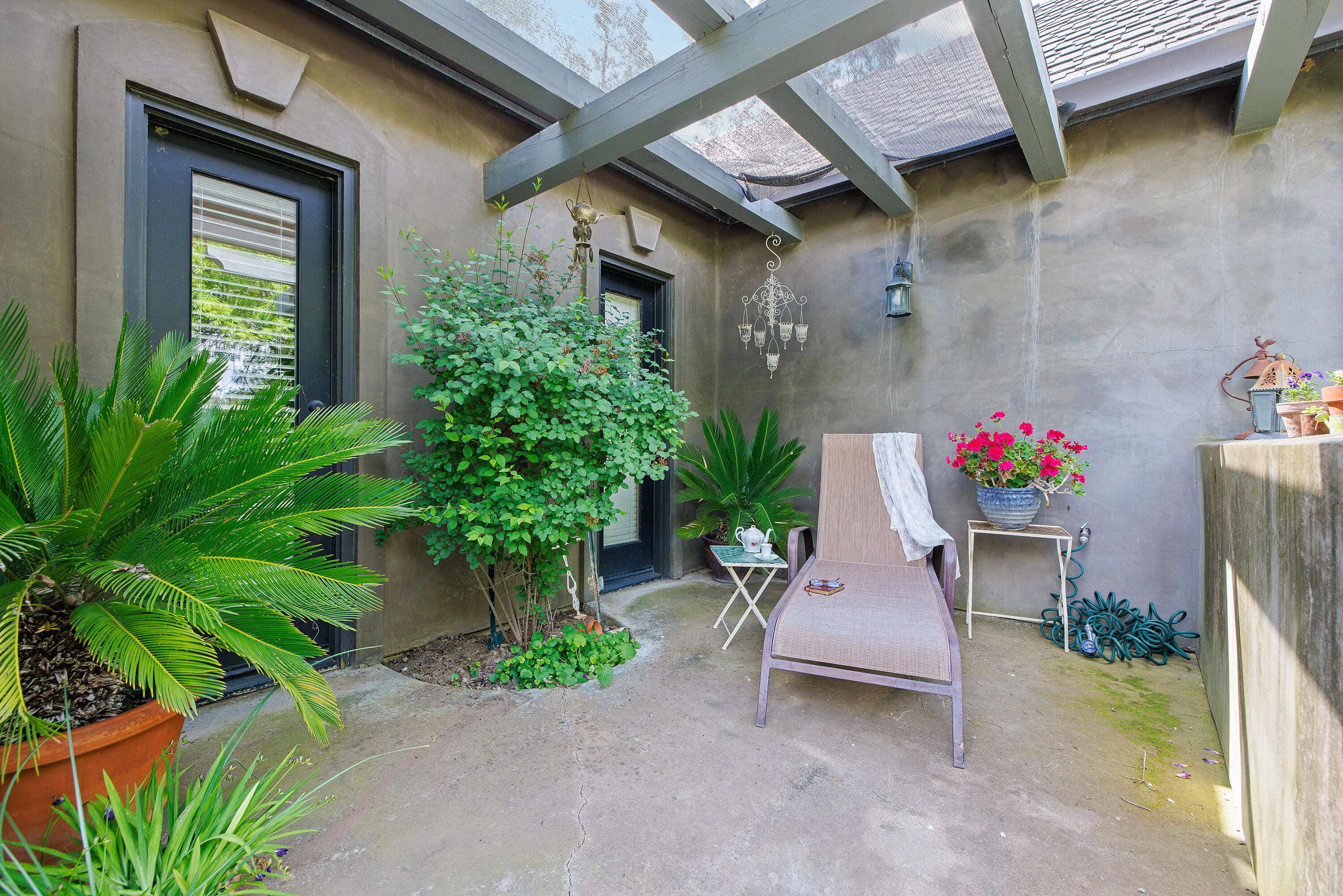 41926 Black Oak Drive