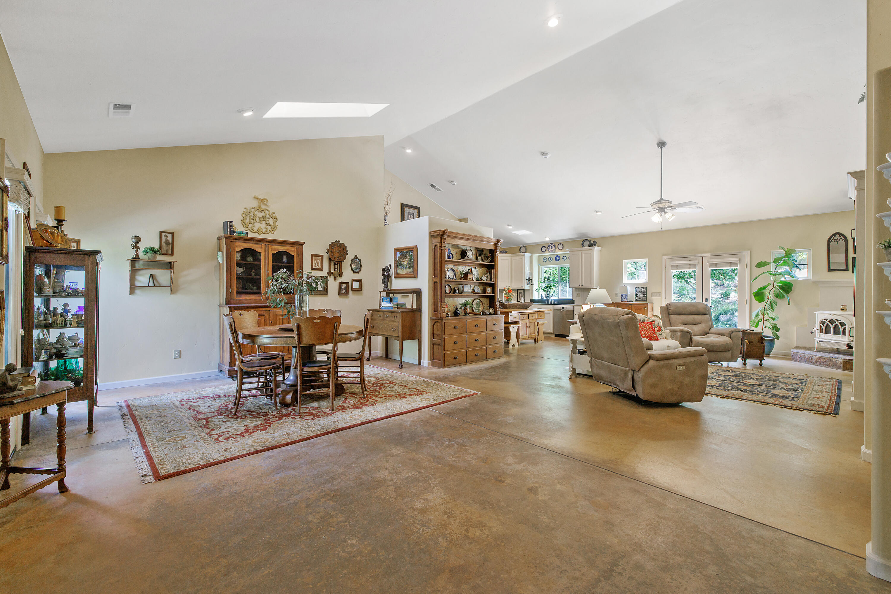 41926 Black Oak Drive