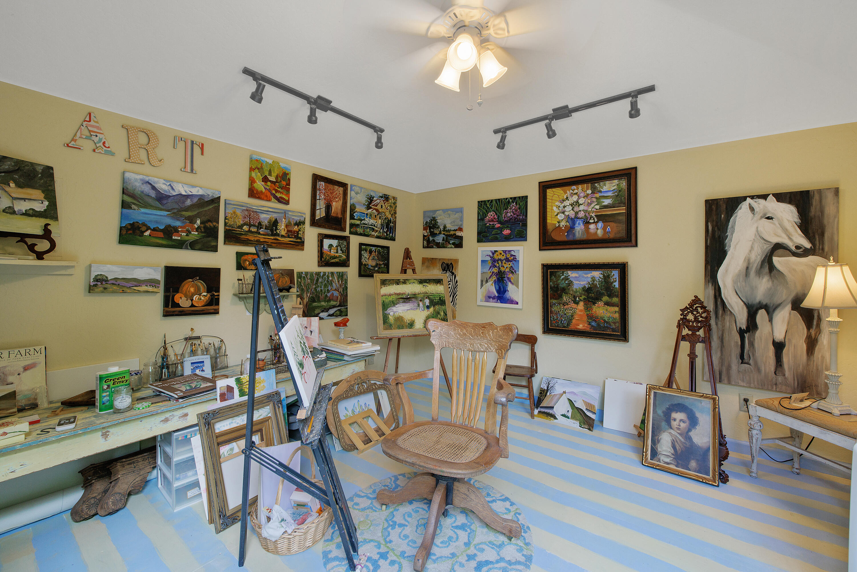 41926 Black Oak Drive