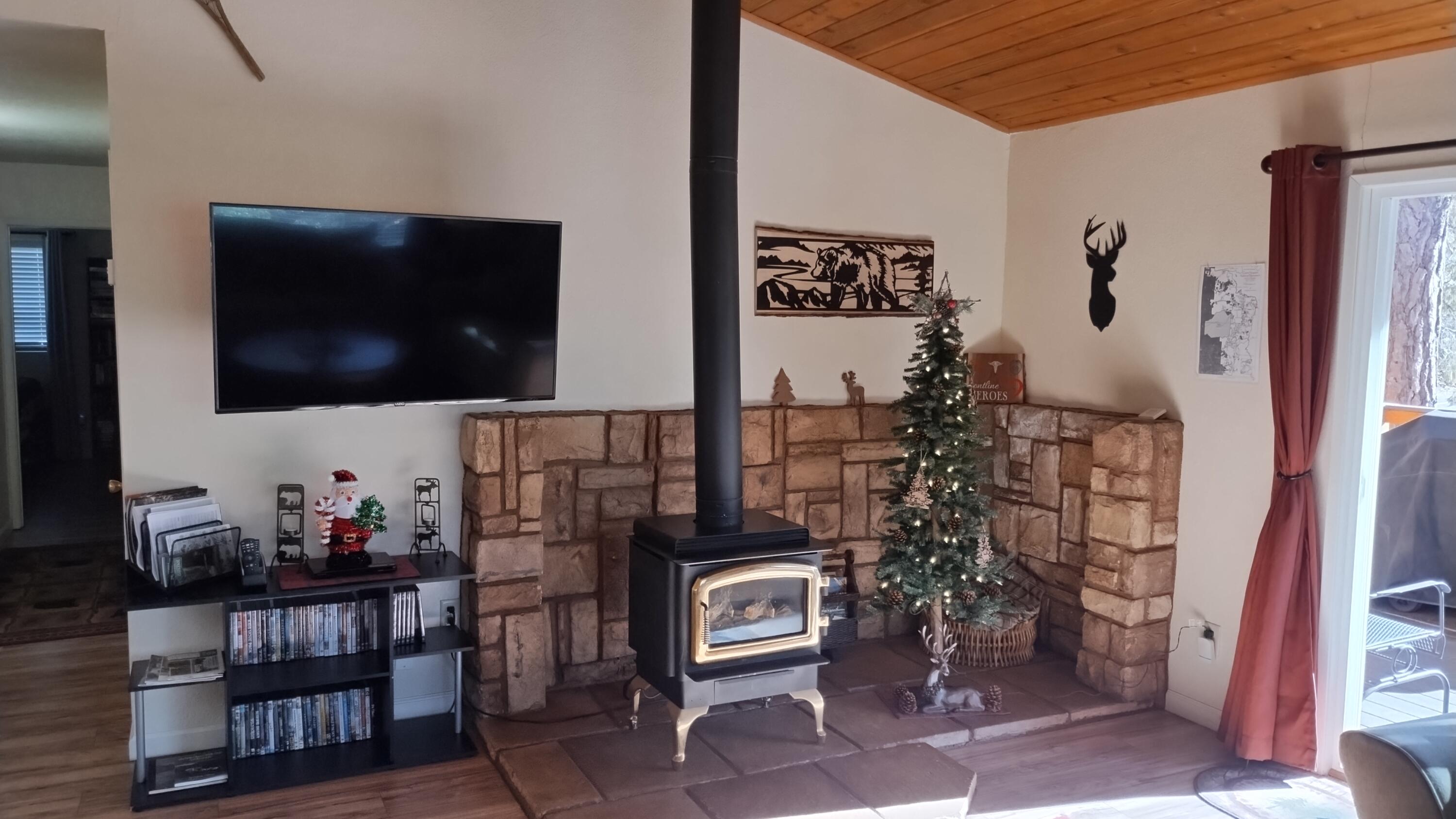 1184 Highway 190