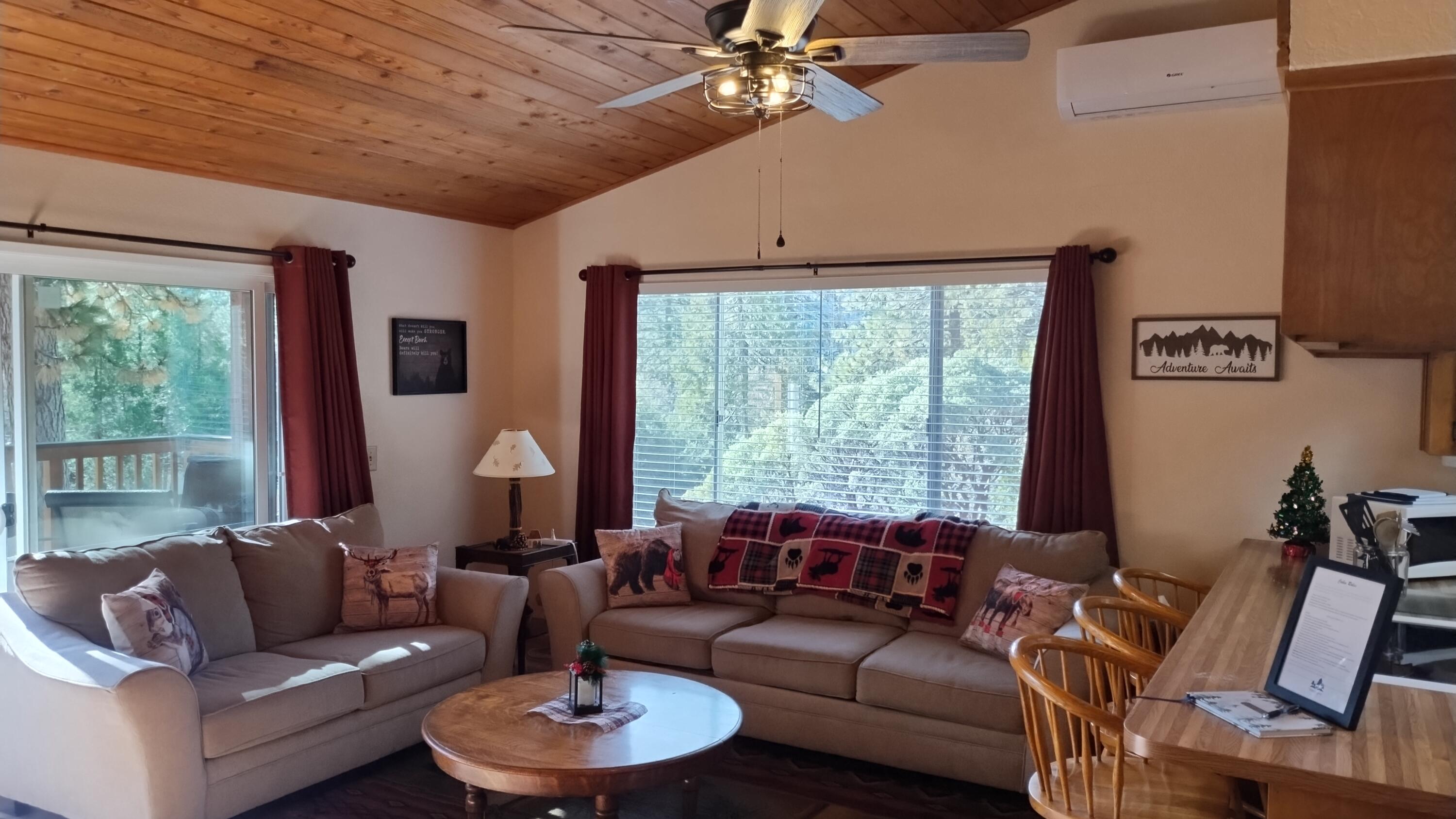 1184 Highway 190