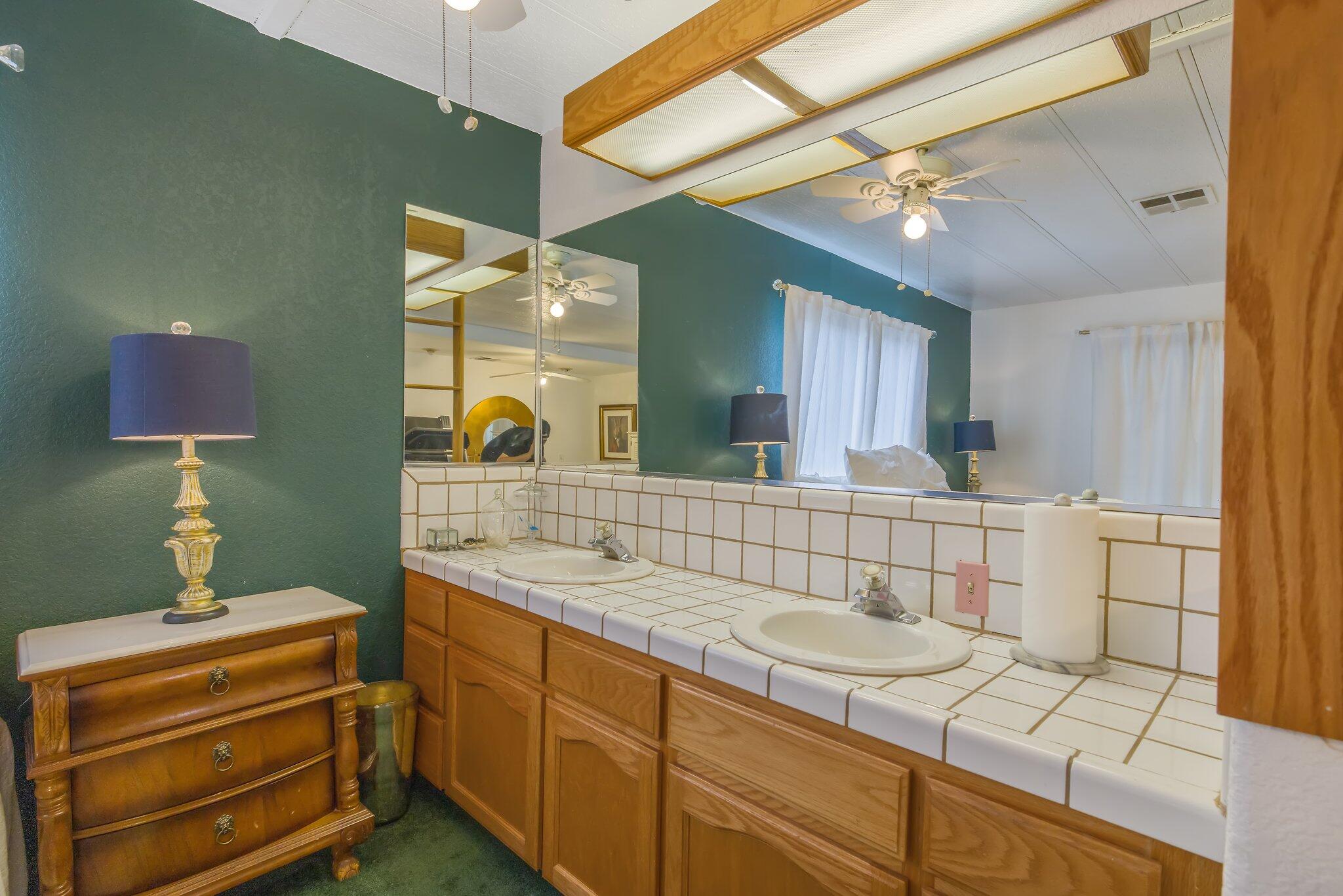 21759 Ave 295