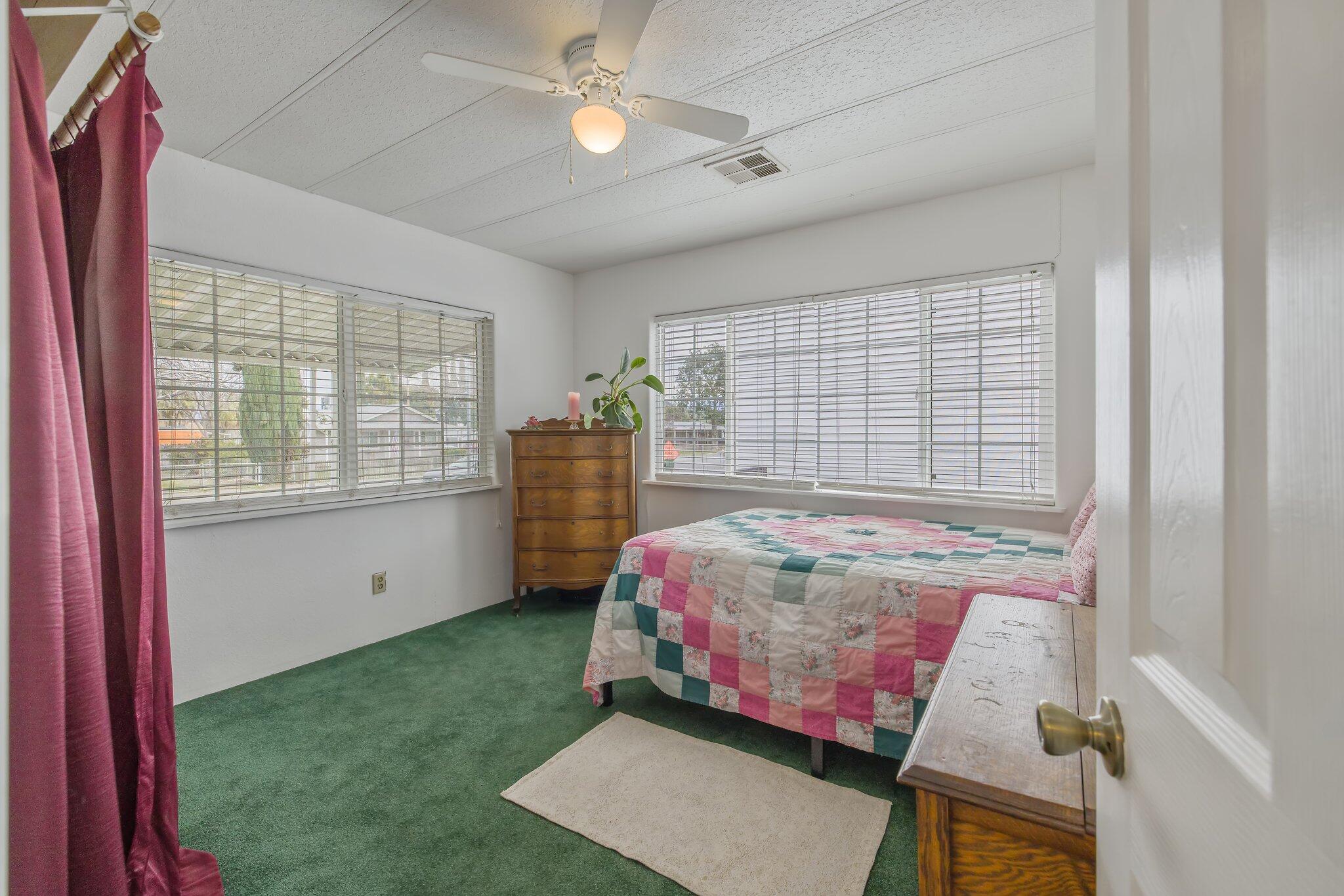 21759 Ave 295