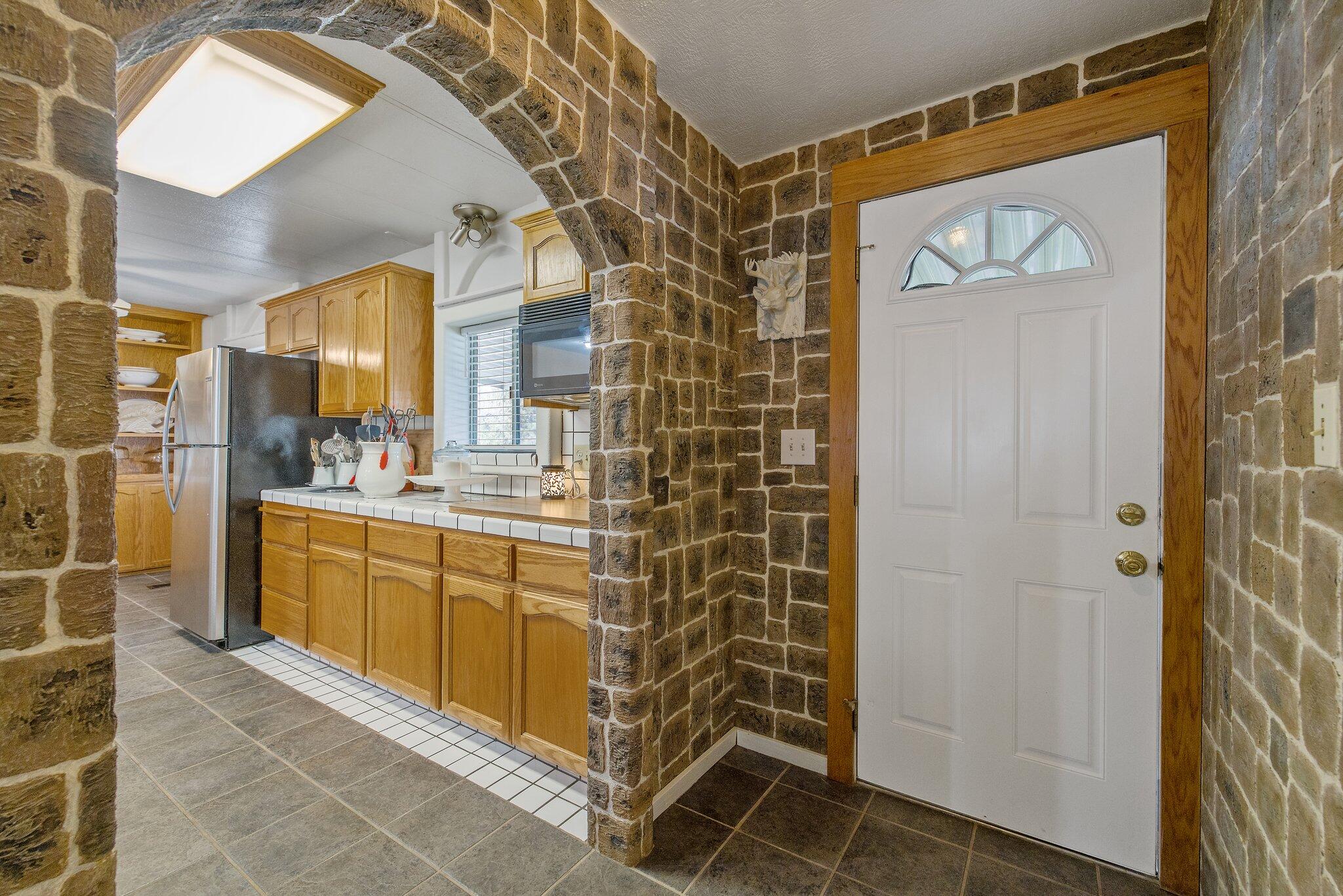 21759 Ave 295