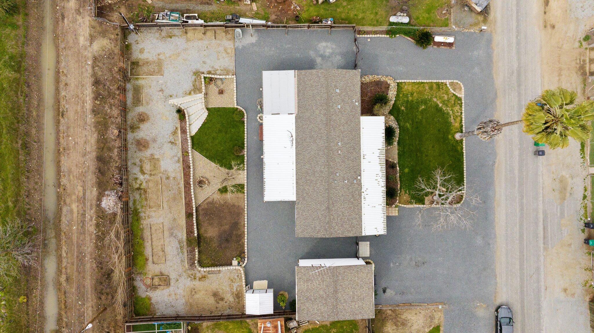21759 Ave 295
