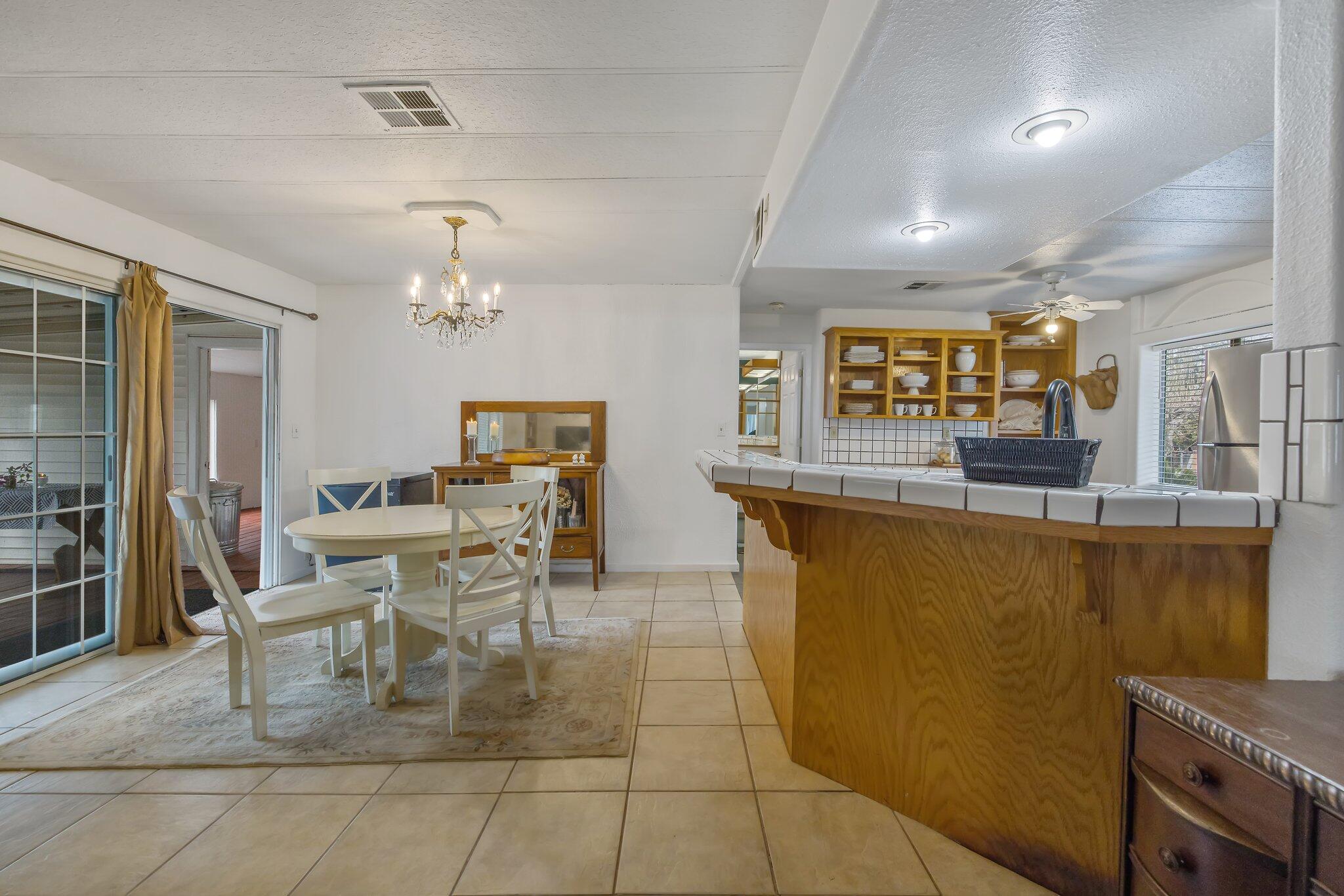 21759 Ave 295