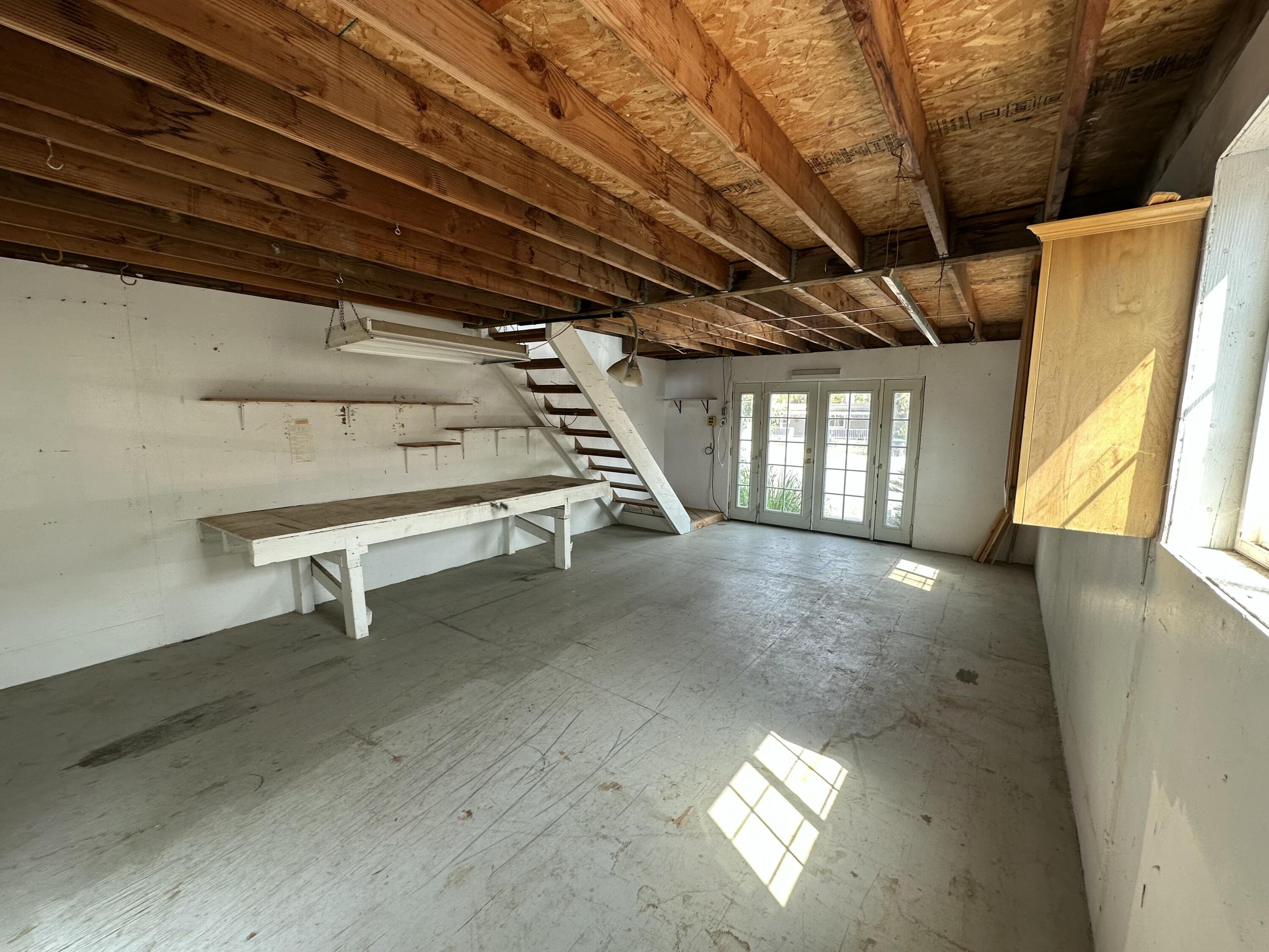 21759 Ave 295