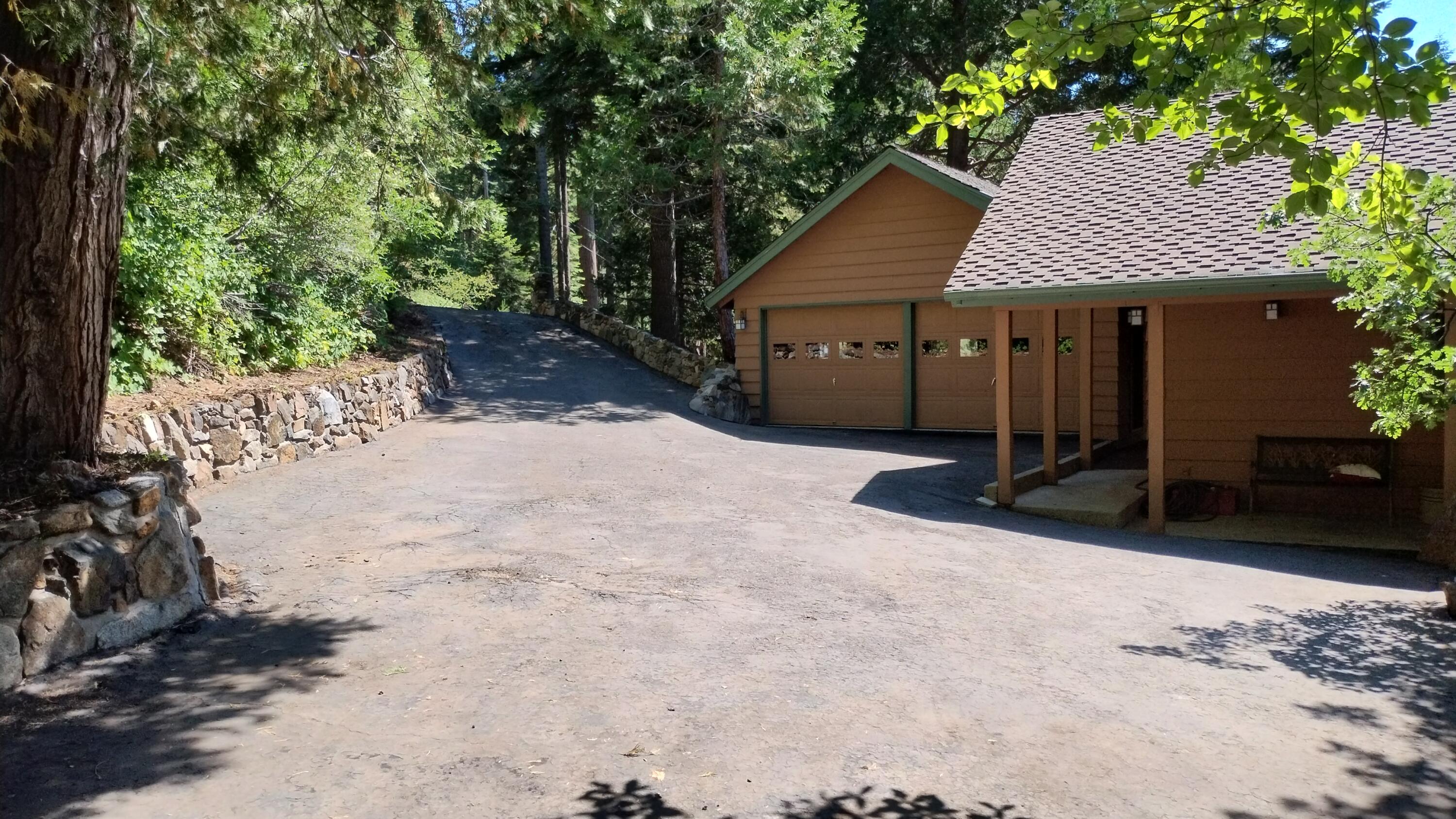 54888 Chinquapin Drive
