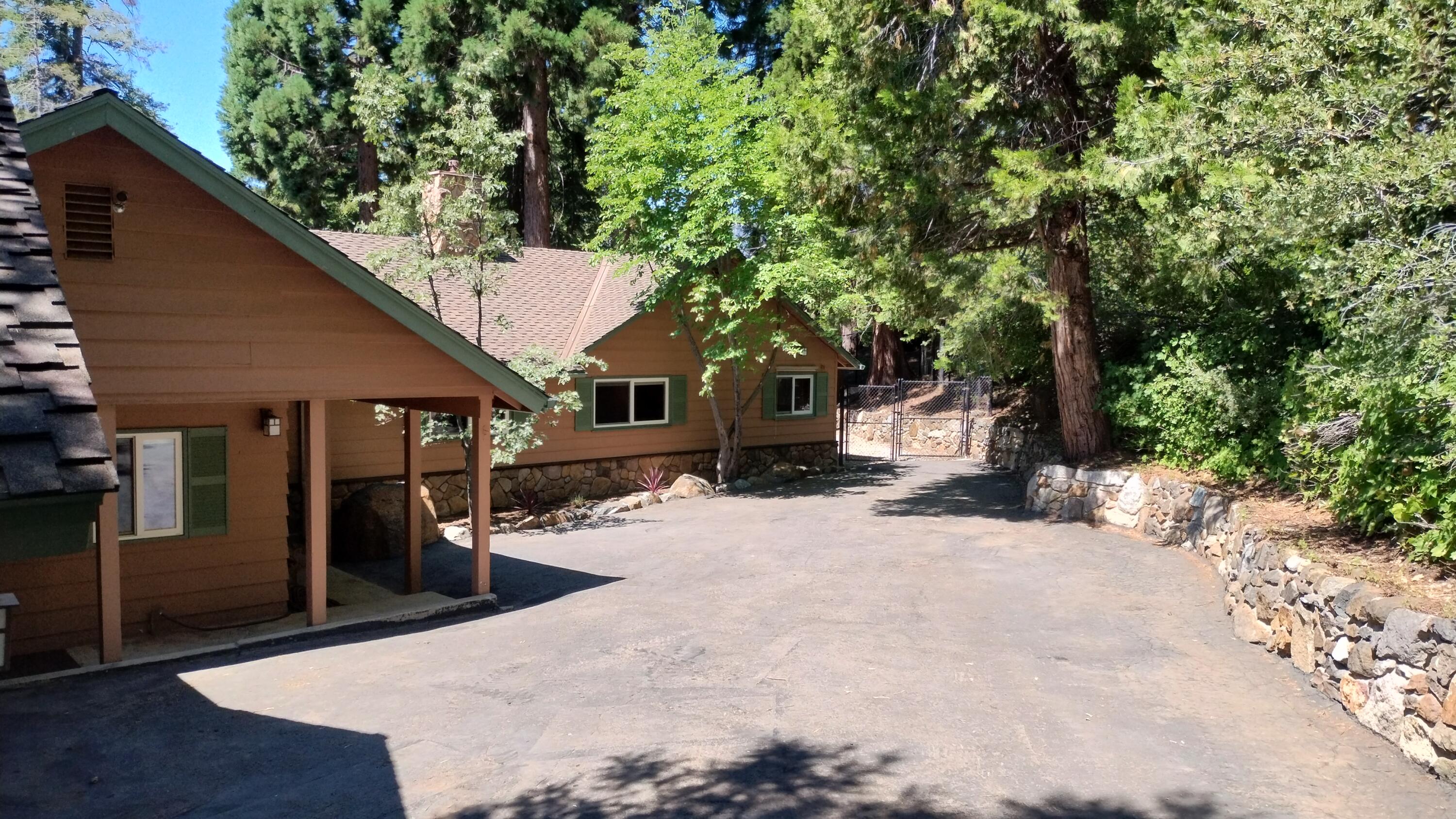 54888 Chinquapin Drive